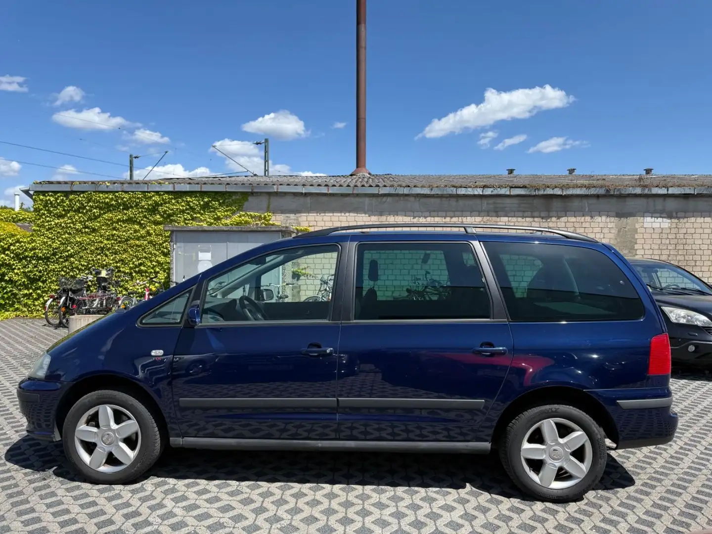SEAT Alhambra 2.0 TDI Vigo  7 Sitzer Blau - 2