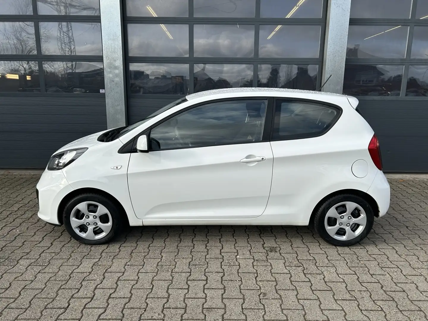 Kia Picanto 1.0 CVVT 69pk Comfort Pack Airco Blanc - 2