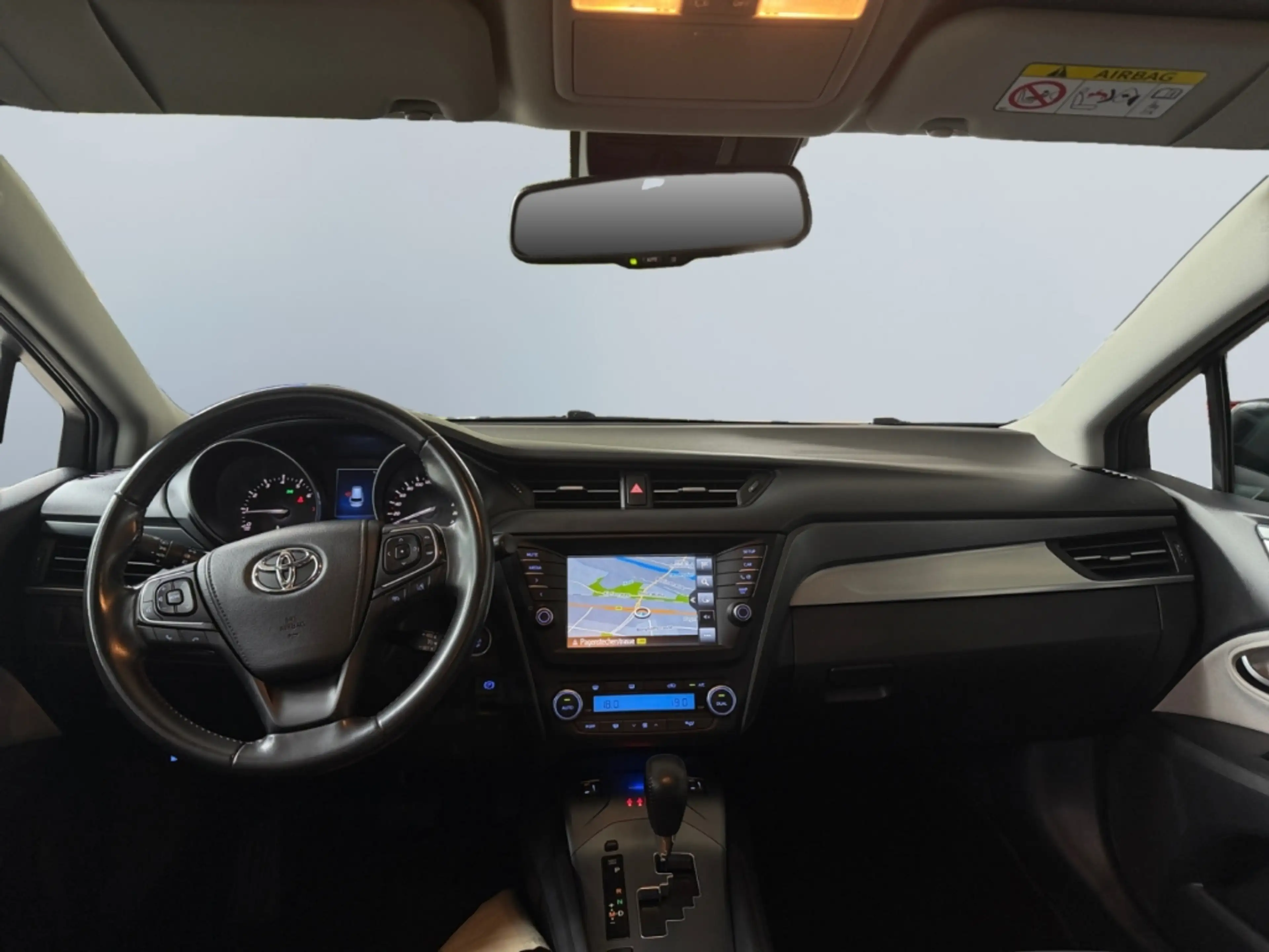 Toyota Avensis 1.8 TS Team D *Automatik*LED*CAM*SHZ*Navi* — photo 11