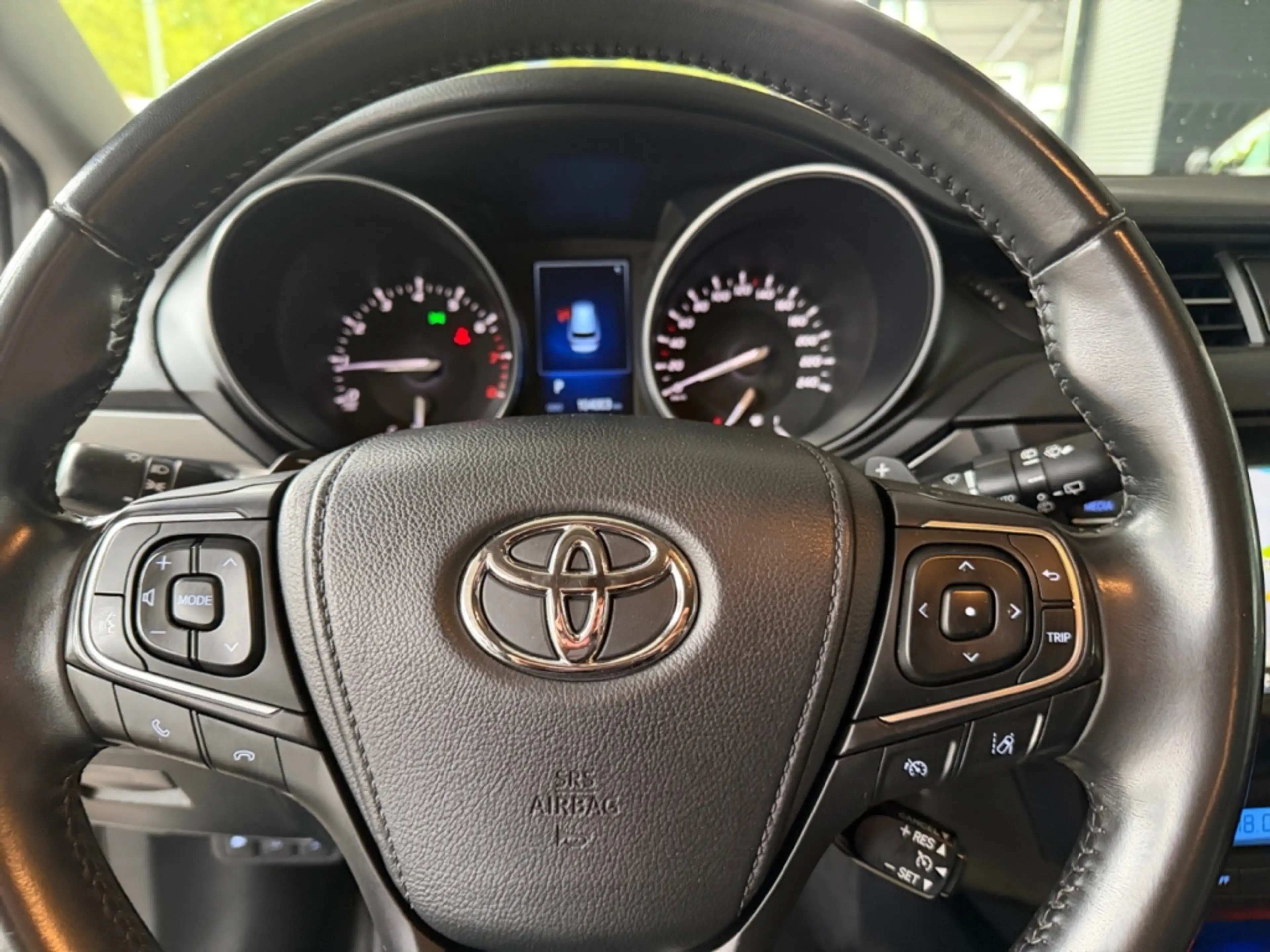 Toyota Avensis 1.8 TS Team D *Automatik*LED*CAM*SHZ*Navi* — photo 13