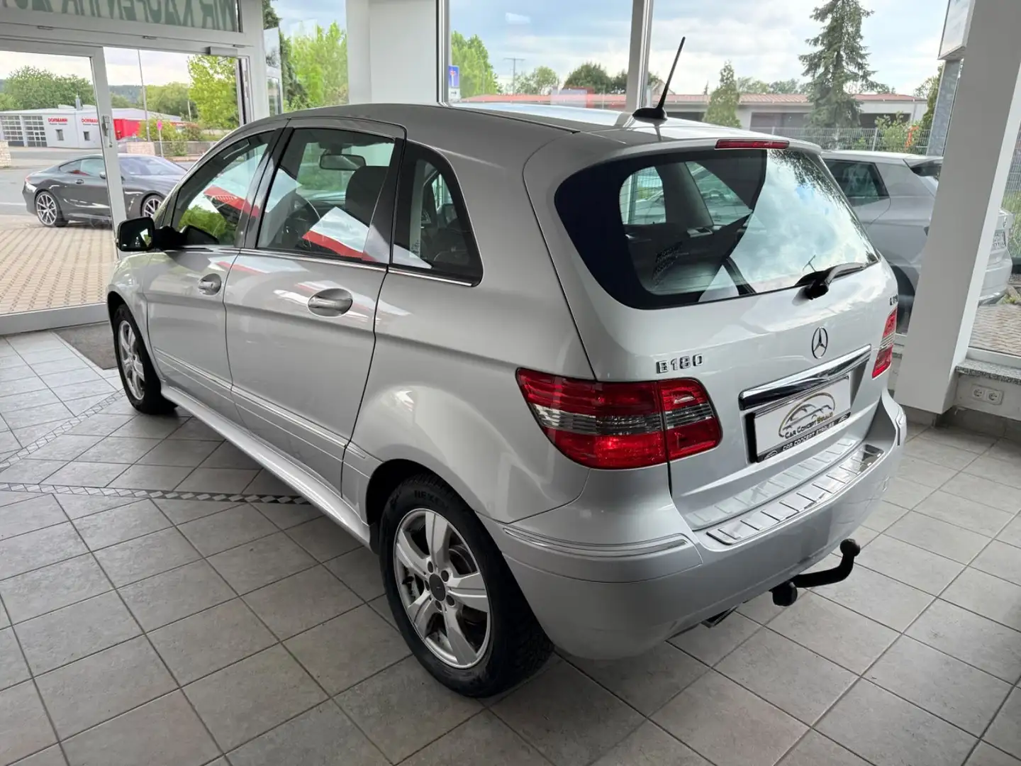 Mercedes-Benz B 180 CDI AUTOMATIK KLIMA NAVI AHK SHZ Argent - 2