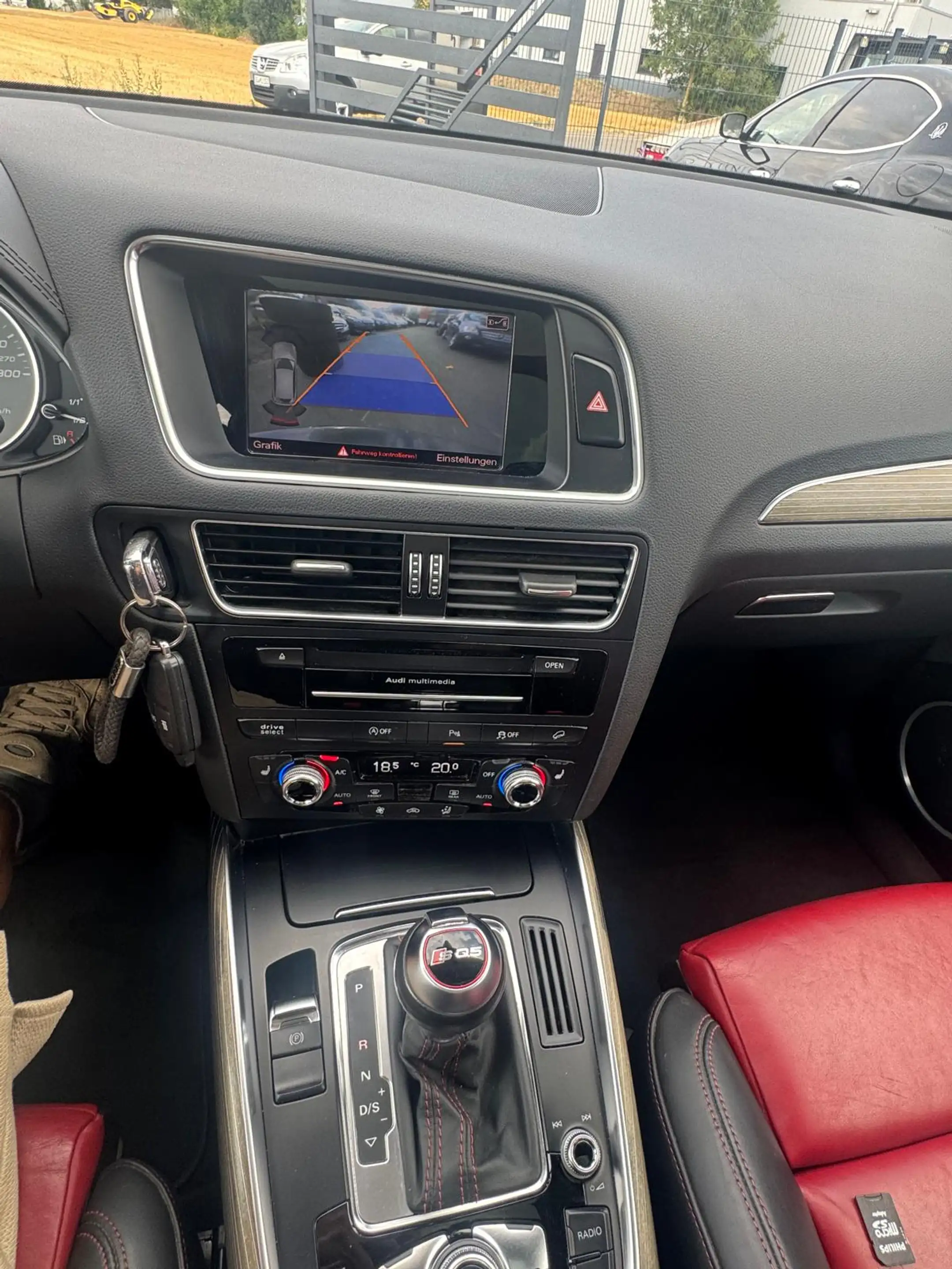 Audi SQ5 3.0 TDI quattro S Line SQ5 — photo 10