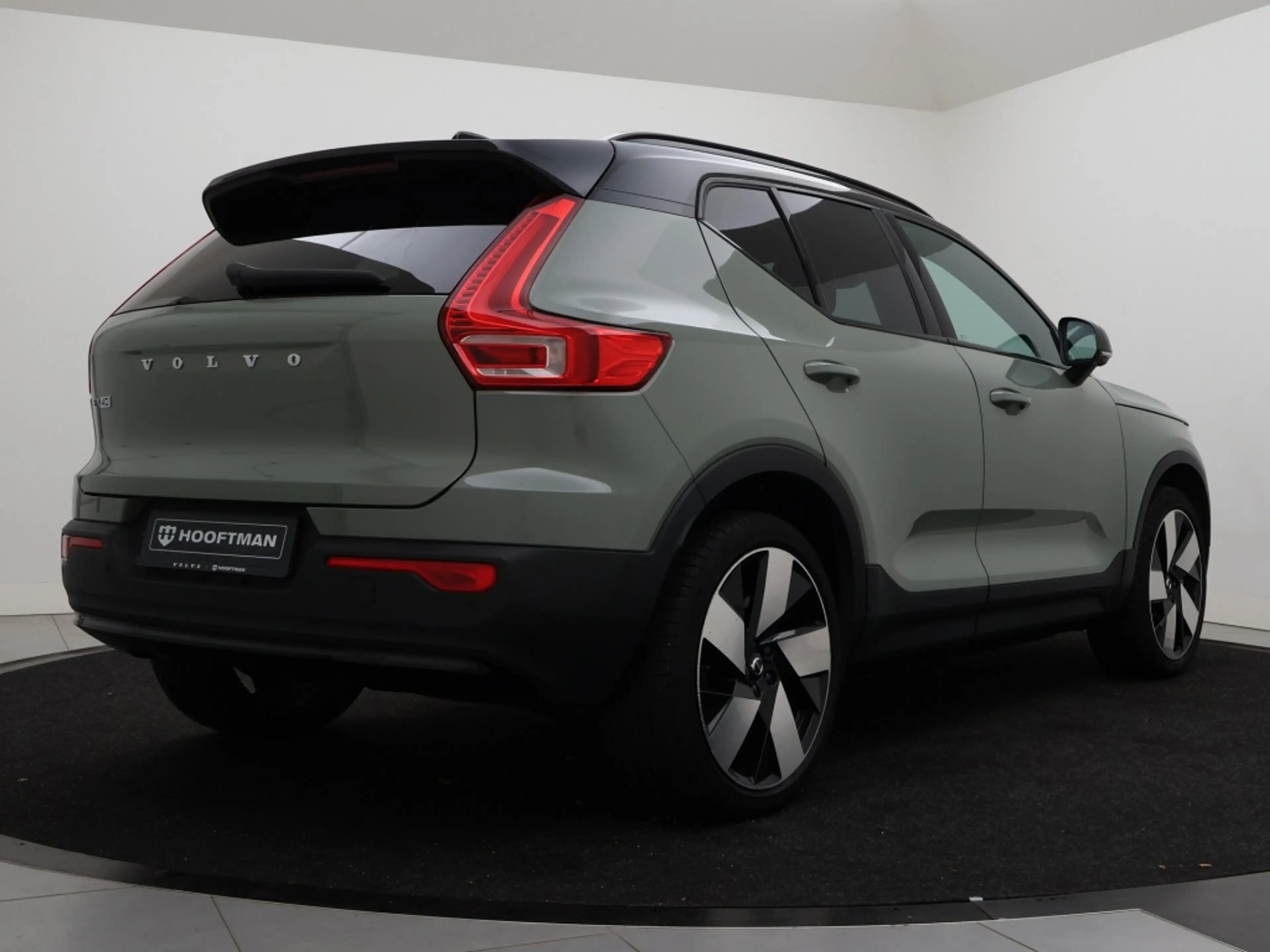 Volvo EX40 EXTENDED RANGE ULTRA 20INCH SCHUIFDAK 360GR CAM TR — photo 4