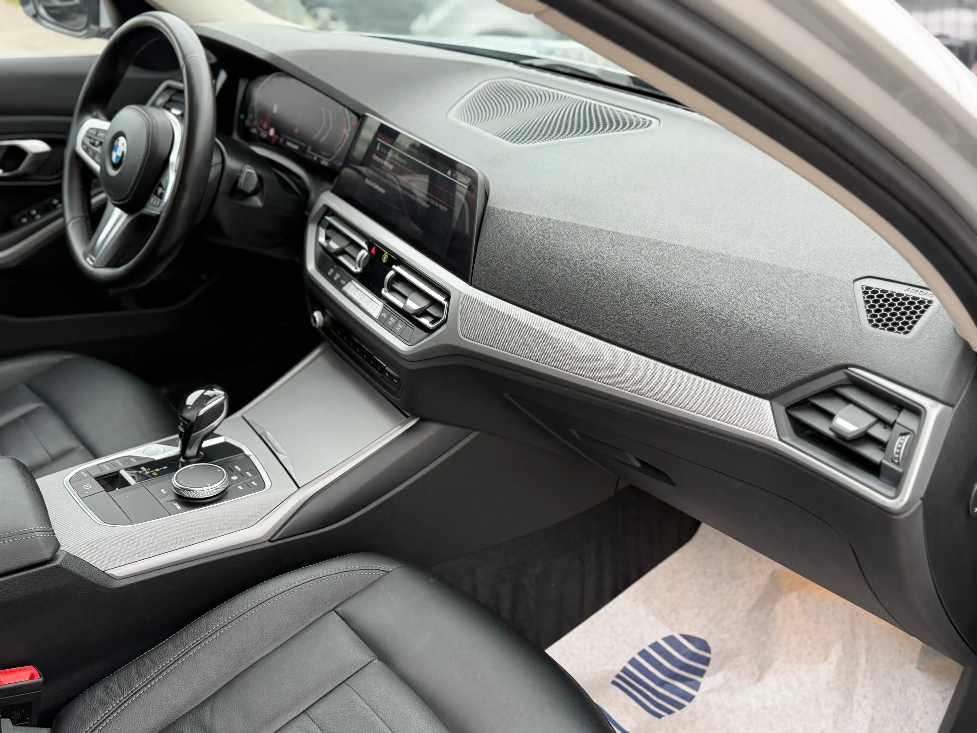 BMW 316 Touring 316 dA MHEV AdBlue — photo 9