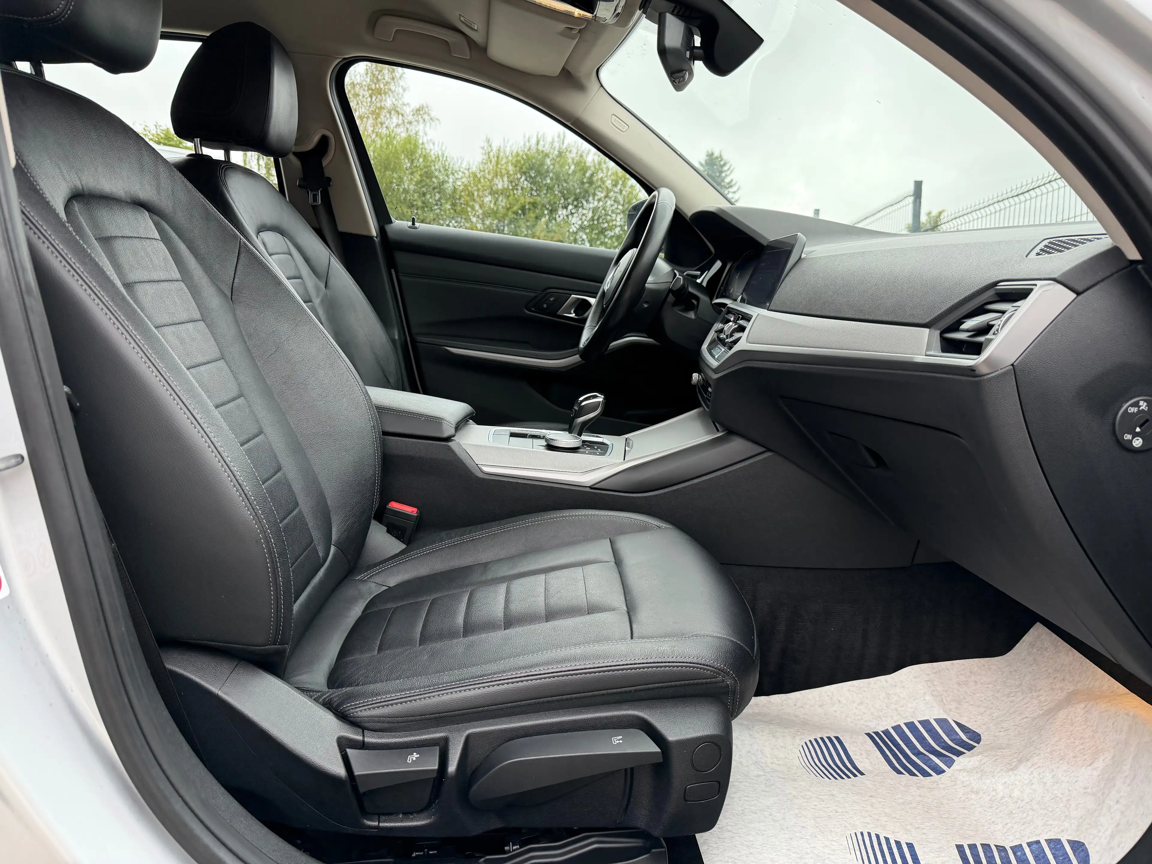 BMW 316 Touring 316 dA MHEV AdBlue — photo 8