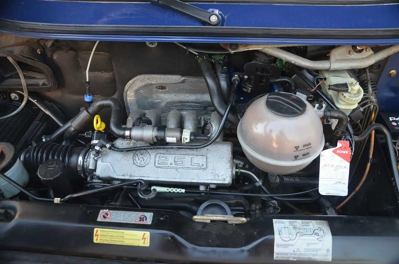 Volkswagen T4 Bus Kombi 2,5Benziner, foto 5