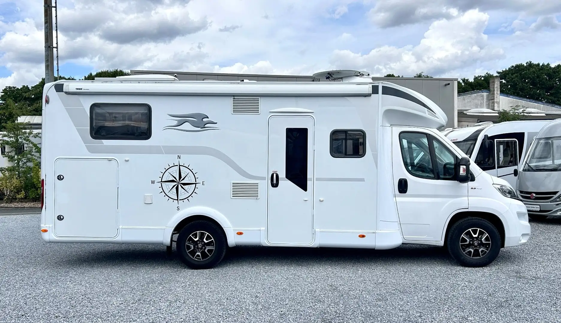 Laika Kosmo 509 L *Einzelbetten-Hubbett-2xKlima-AHK* Bianco - 2