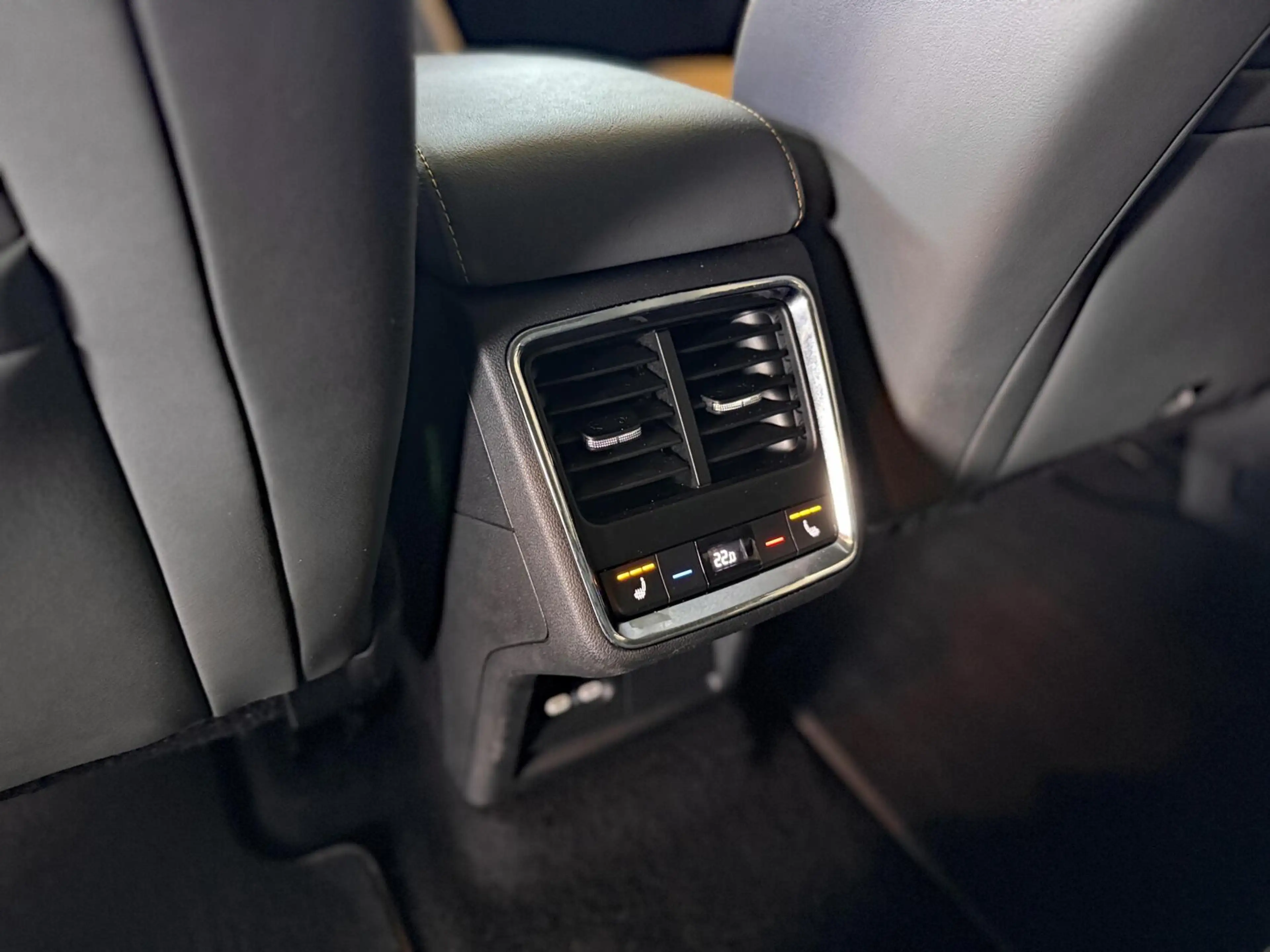 Skoda Enyaq iV 150kW/82kWh Lounge|Panoramadak|Trekhaak|SoH 93, — photo 16