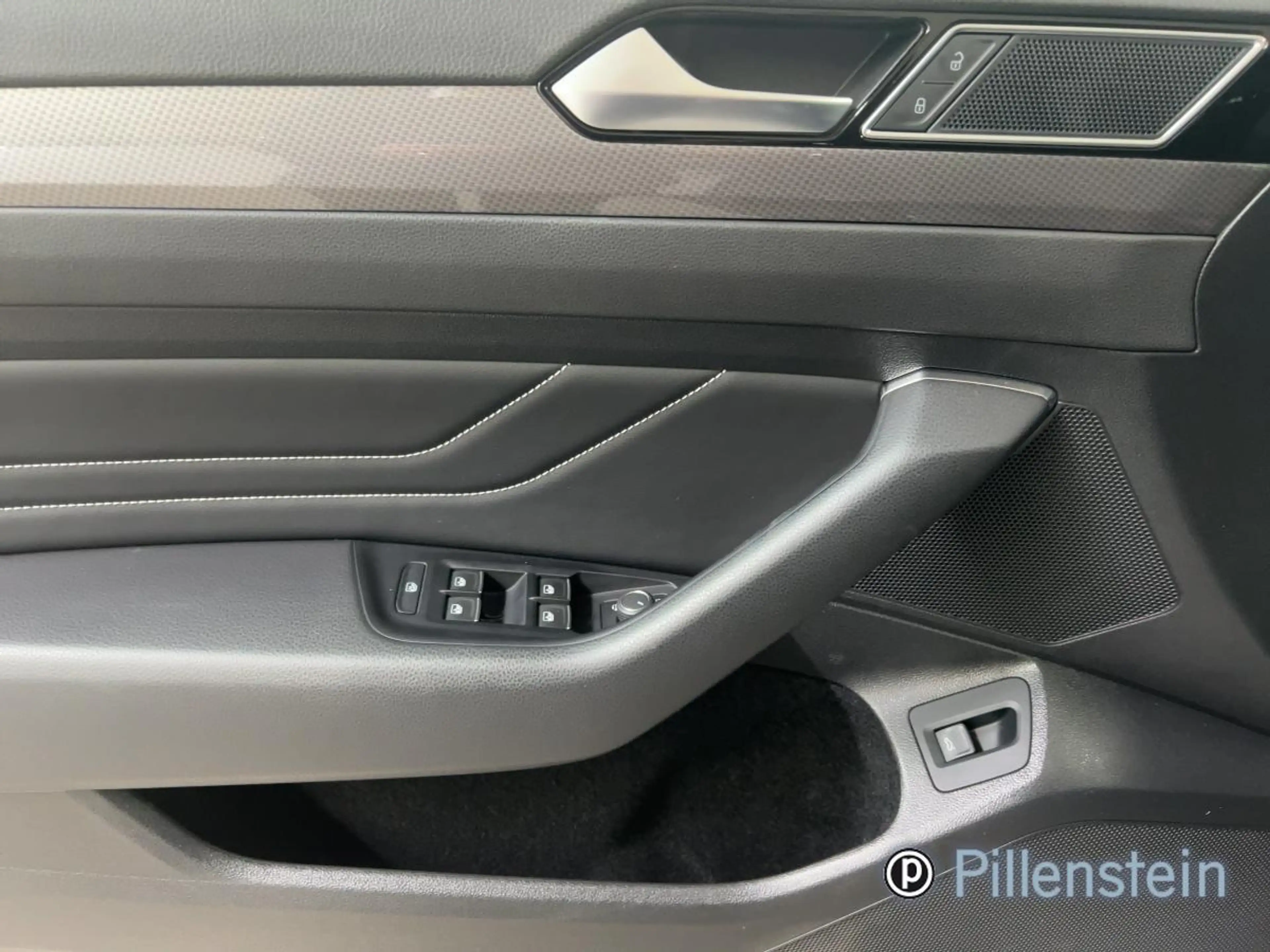 Volkswagen Passat Alltrack TDI 4MOT AHK+KAM+19"+EASY+LEDER — photo 7