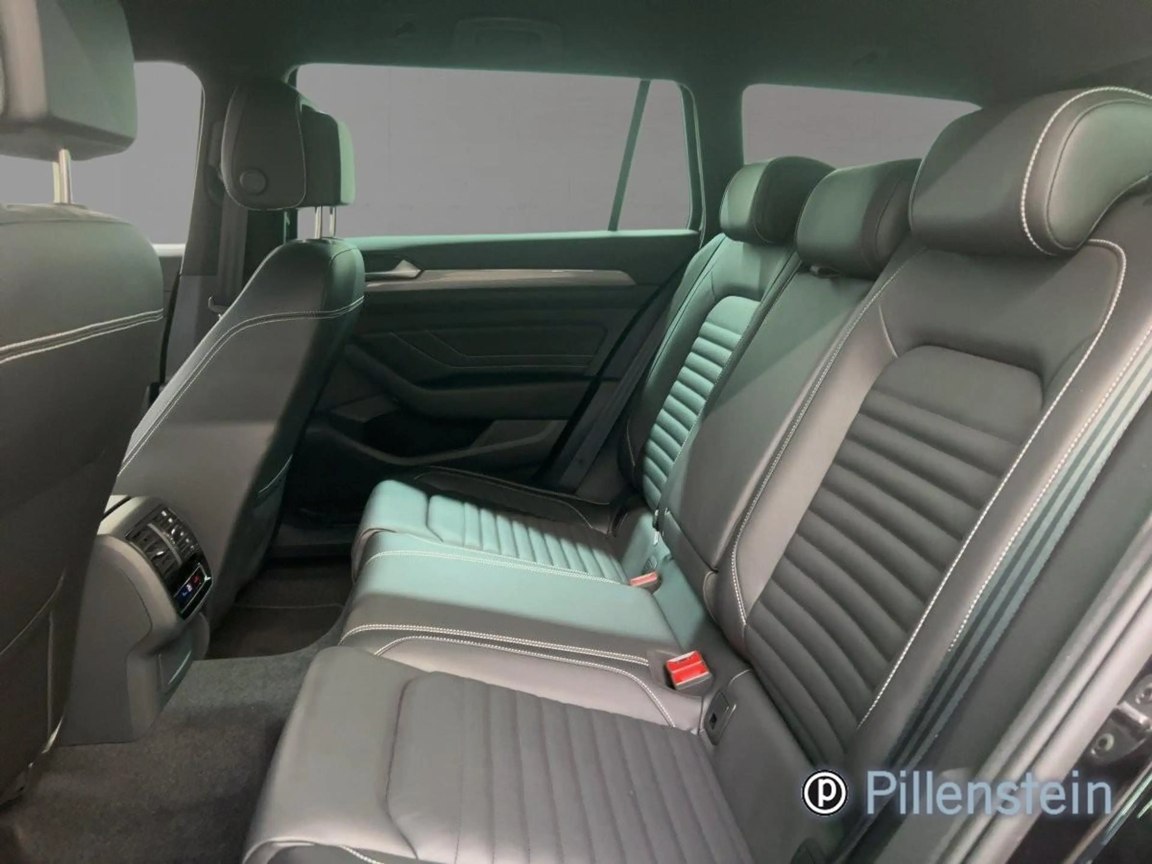 Volkswagen Passat Alltrack TDI 4MOT AHK+KAM+19"+EASY+LEDER — photo 13