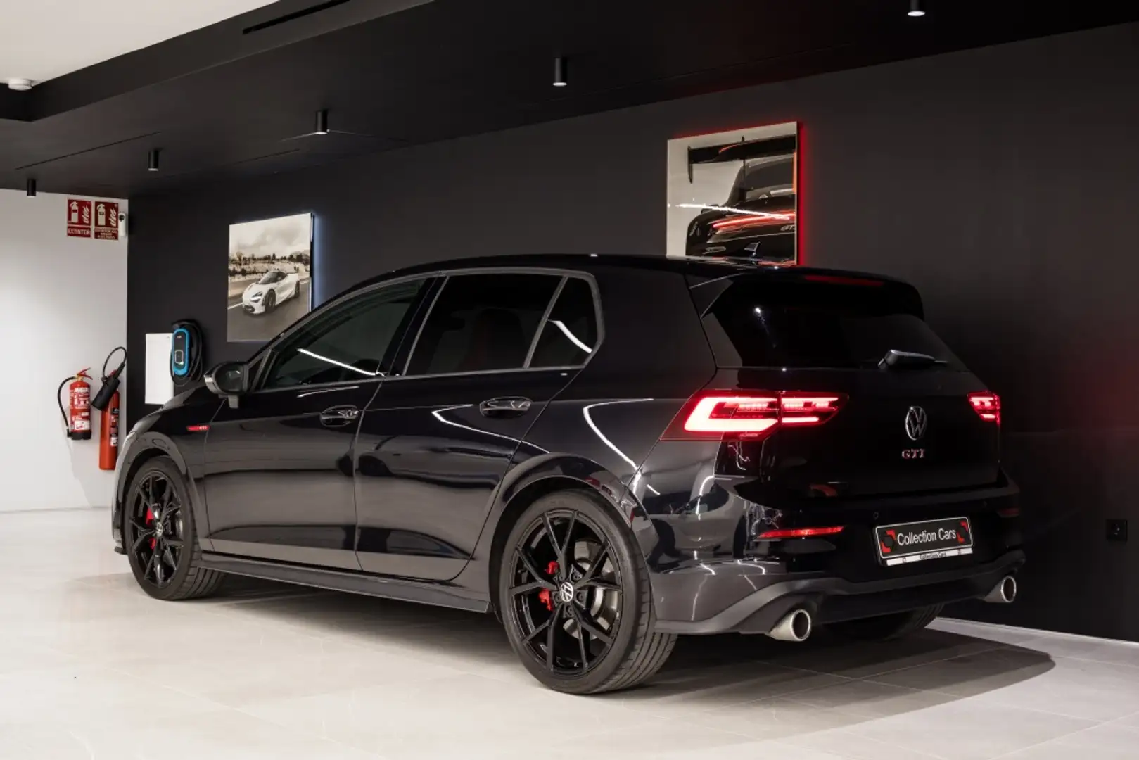 Volkswagen Golf GTI 2.0 TSI DSG 180kW Negro - 2