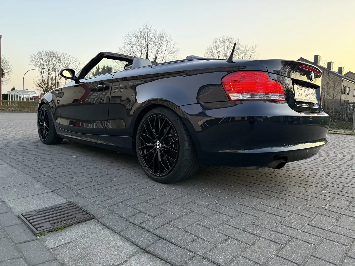 BMW 118 118i Blau - 1