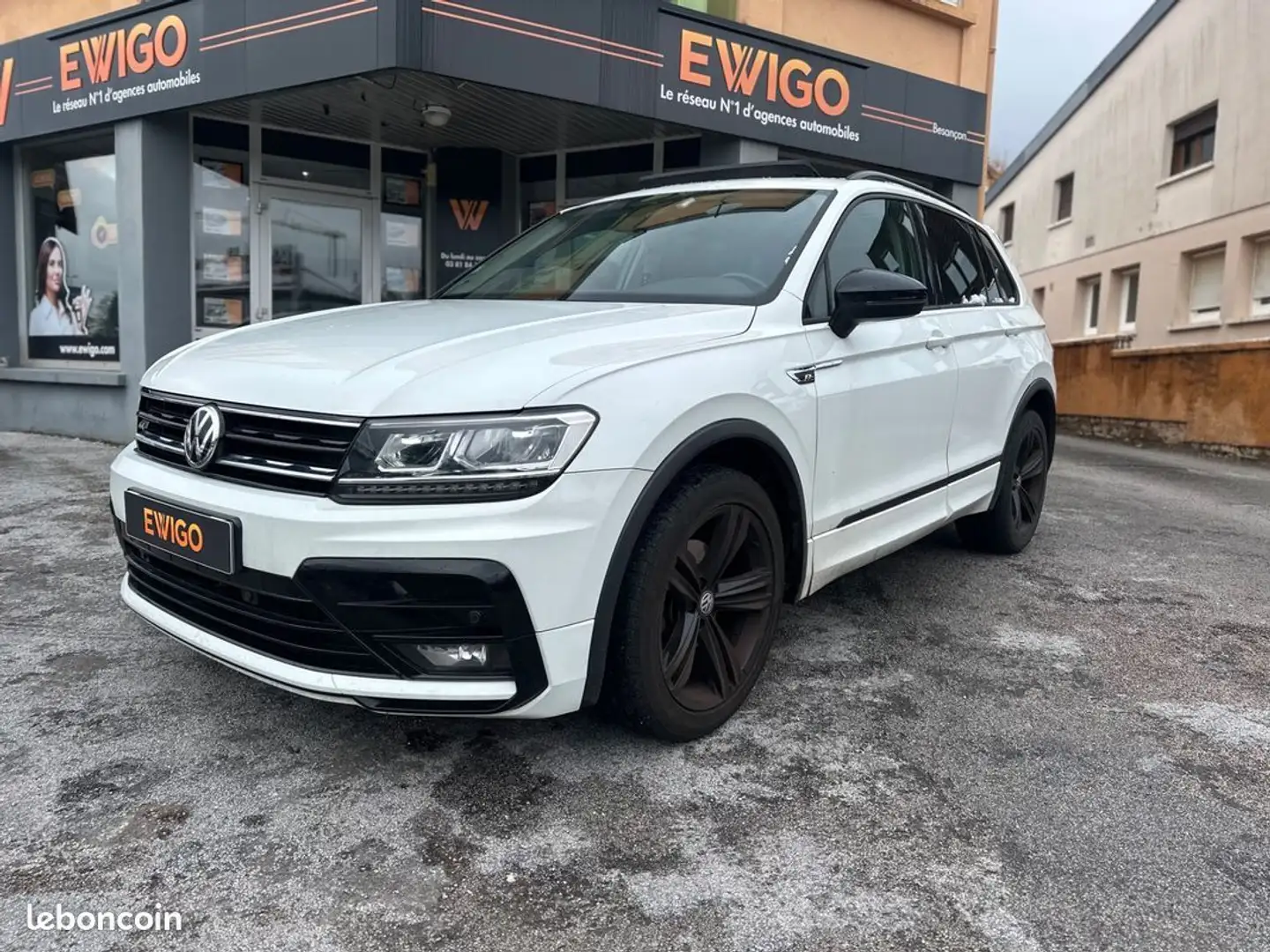 Volkswagen Tiguan 2.0 tdi 150ch black r-line 4motion dsg bva - 1