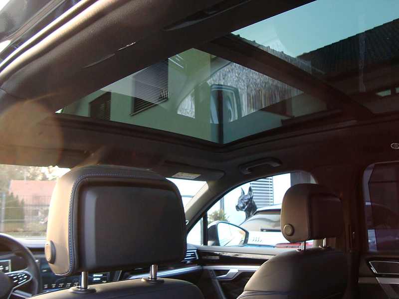 Volkswagen Touareg 4Motion R-Line Nur 63 TKM 1-Hand Mega Voll !! — photo 11