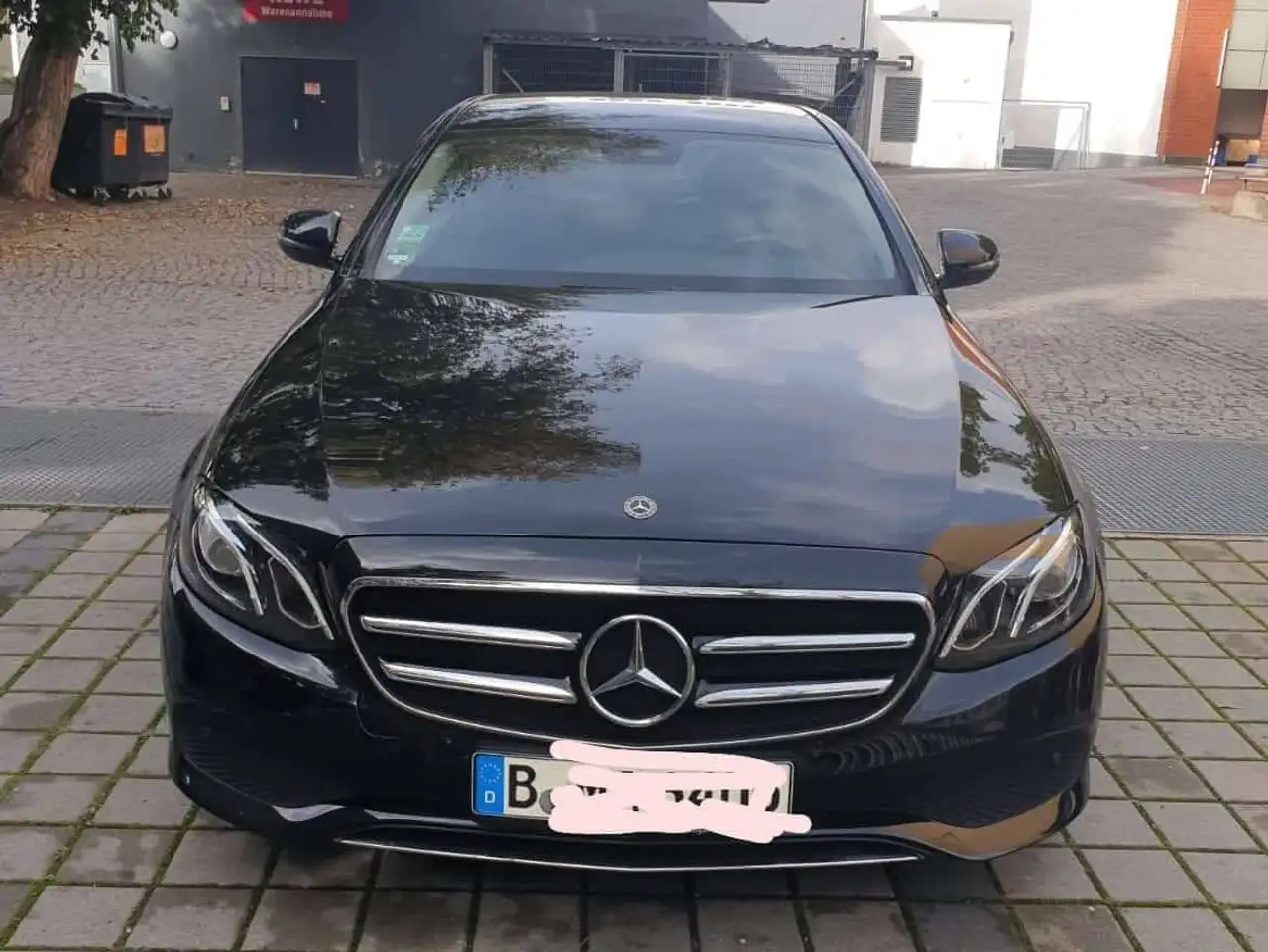Mercedes-Benz 220