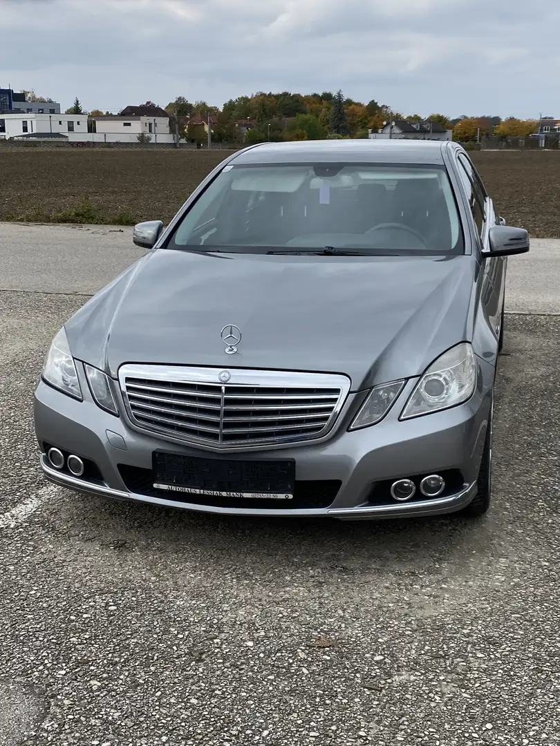 Mercedes-Benz E 250 CDI DPF BlueEFFICIENCY Elegance - 1