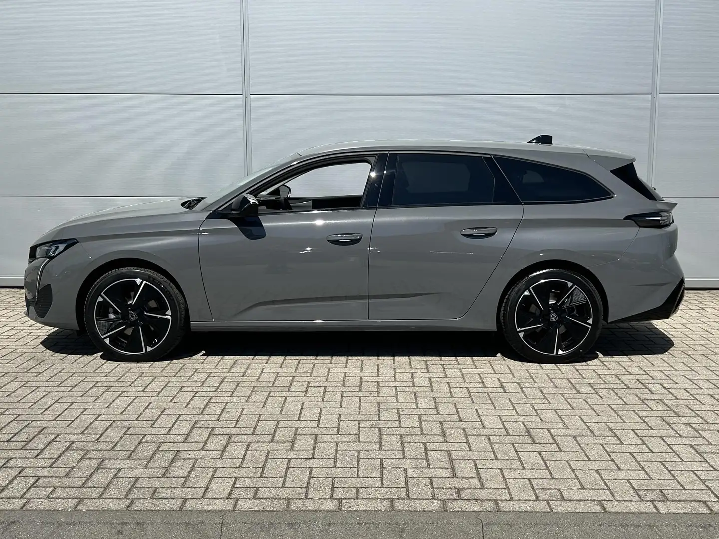 Peugeot 308 e-308 SW GT EV 54 kWh | 360 Camera | Keyless entry Grijs - 2