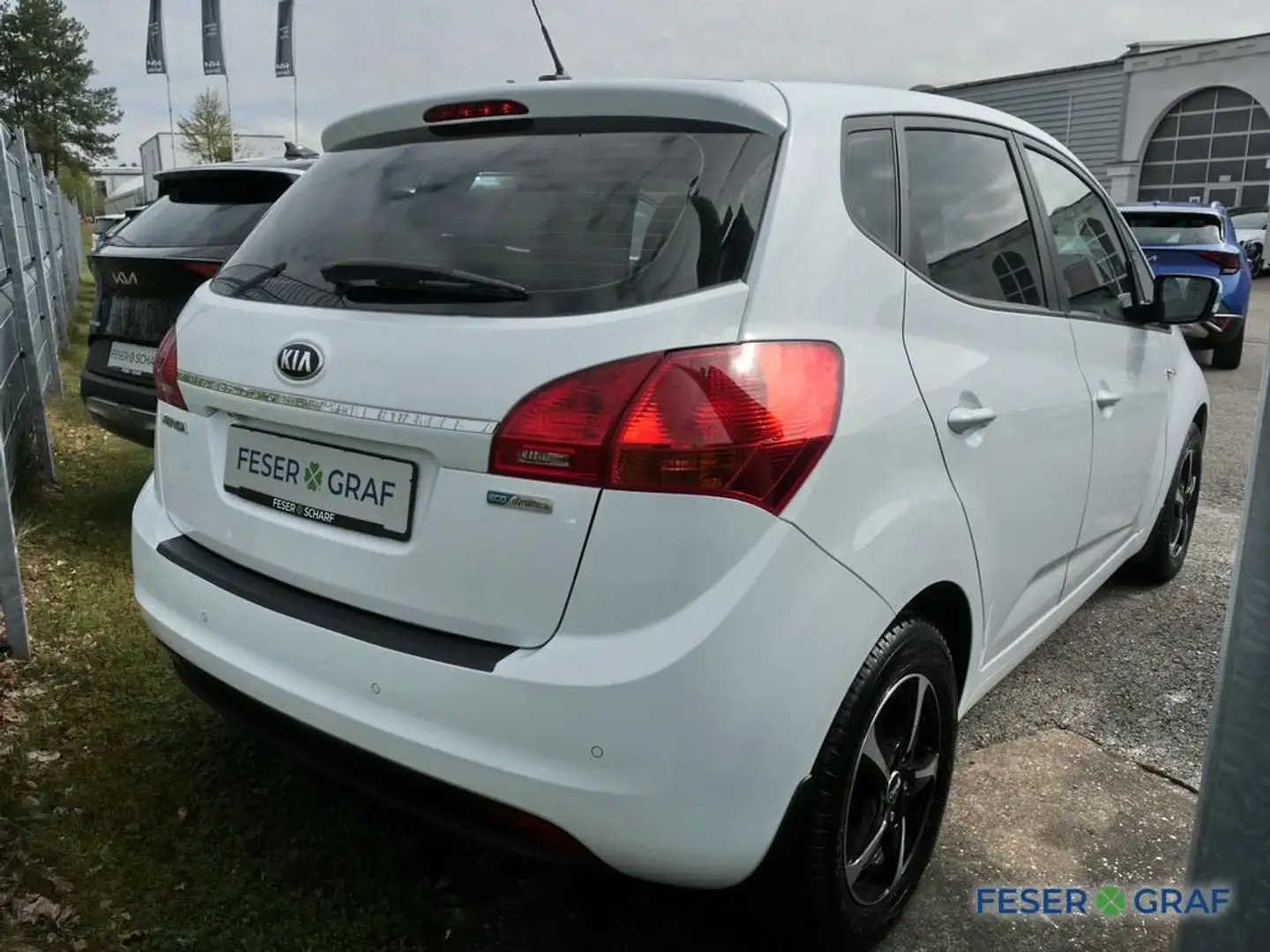 Kia Venga 1,6 Dream Team Navi Kamera Blanco - 2