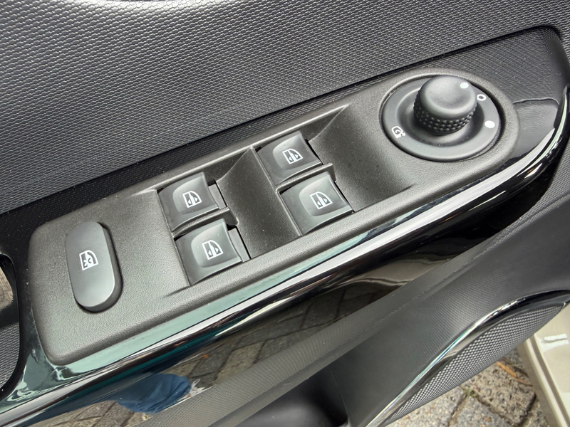 Renault Captur 1.2 TCe automaat Dynamique 2-Tone, NAP, KeyLess, C — photo 27