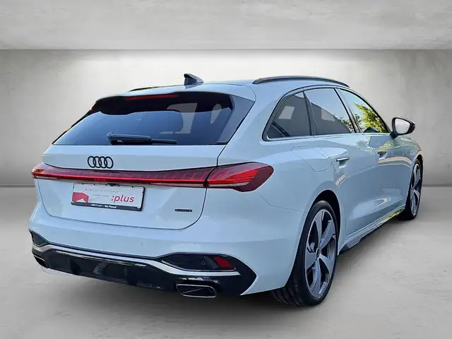 Audi A5 view 4