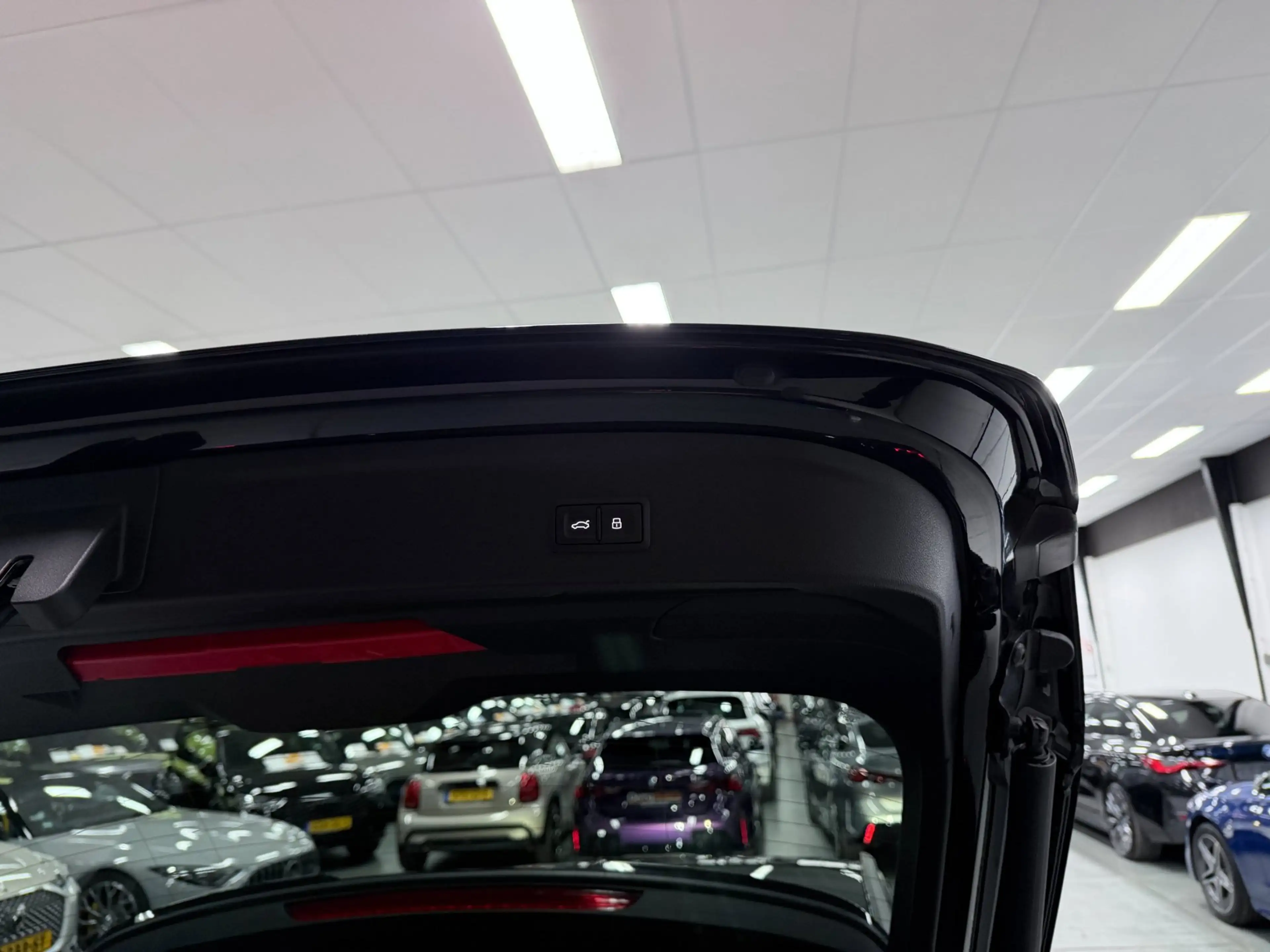 Audi A3 Sportback 45 TFSI e S edition Competition NAVI/STO — photo 20