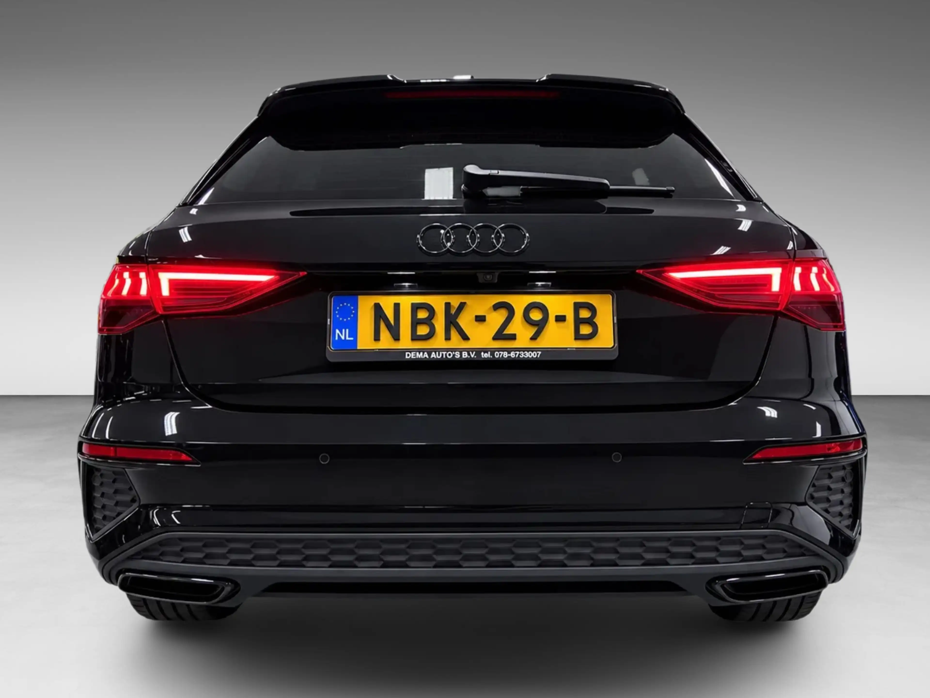 Audi A3 Sportback 45 TFSI e S edition Competition NAVI/STO — photo 2