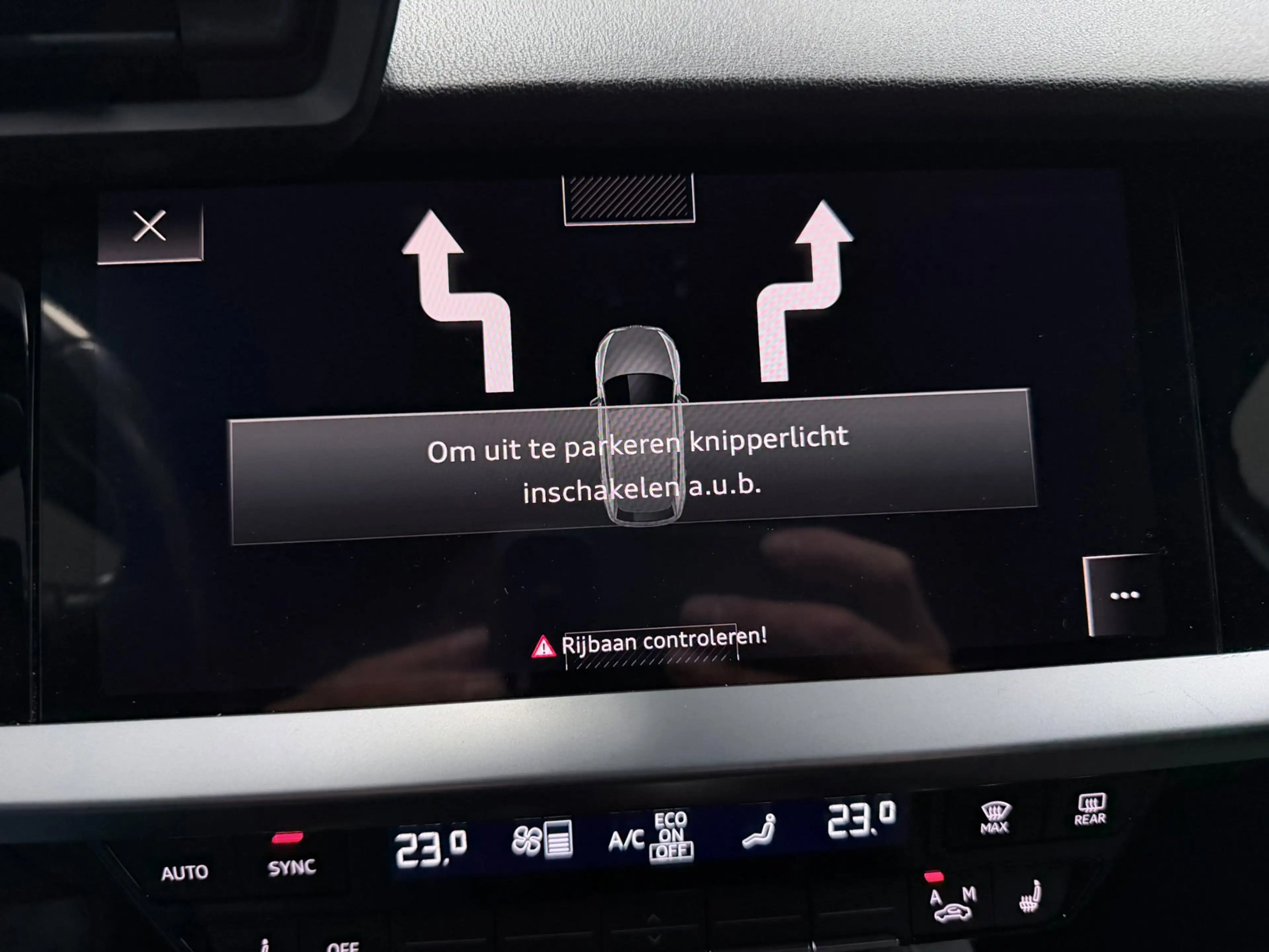 Audi A3 Sportback 45 TFSI e S edition Competition NAVI/STO — photo 29