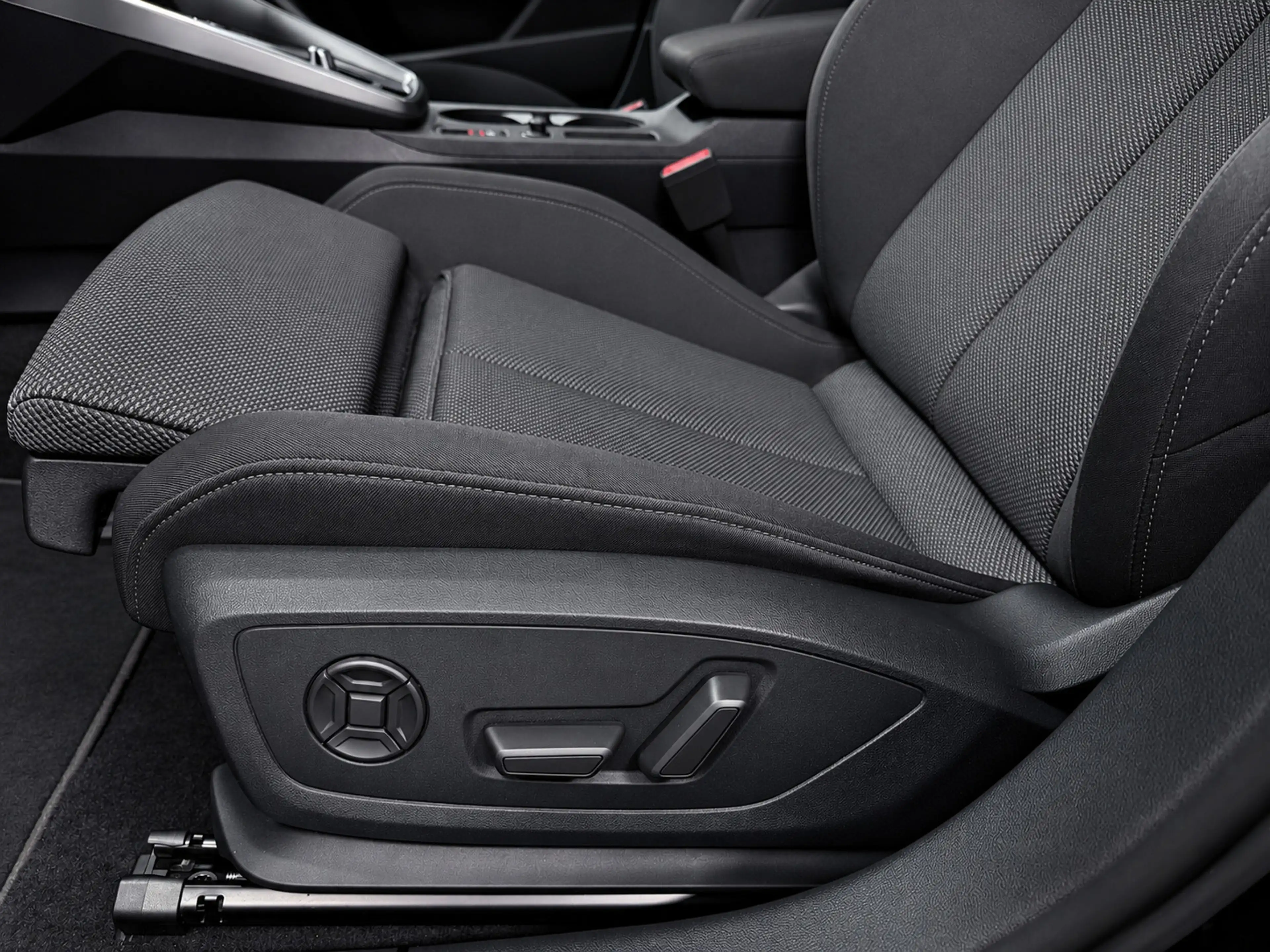 Audi A3 Sportback 45 TFSI e S edition Competition NAVI/STO — photo 11