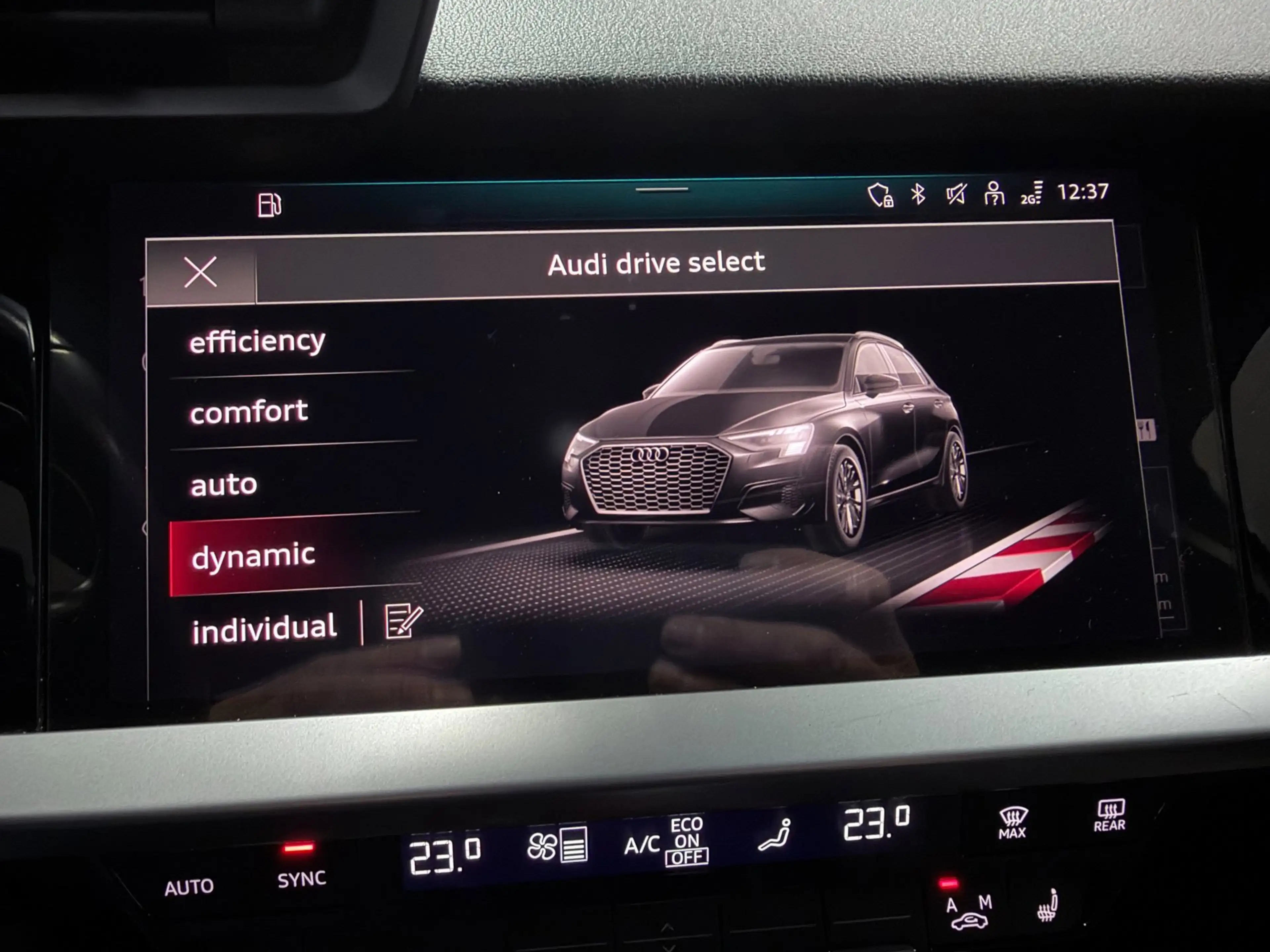 Audi A3 Sportback 45 TFSI e S edition Competition NAVI/STO — photo 31
