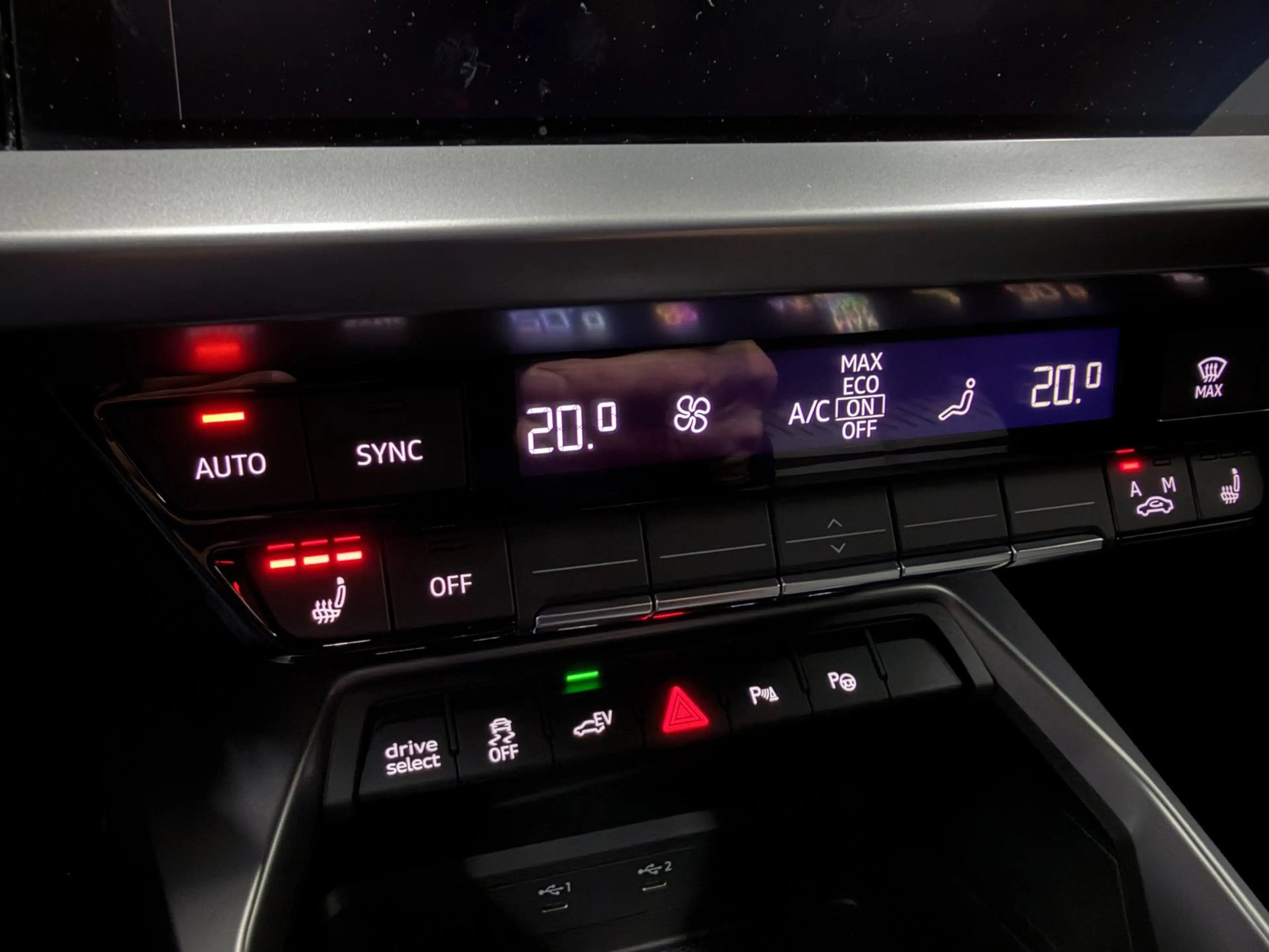 Audi A3 Sportback 45 TFSI e S edition Competition NAVI/STO — photo 33