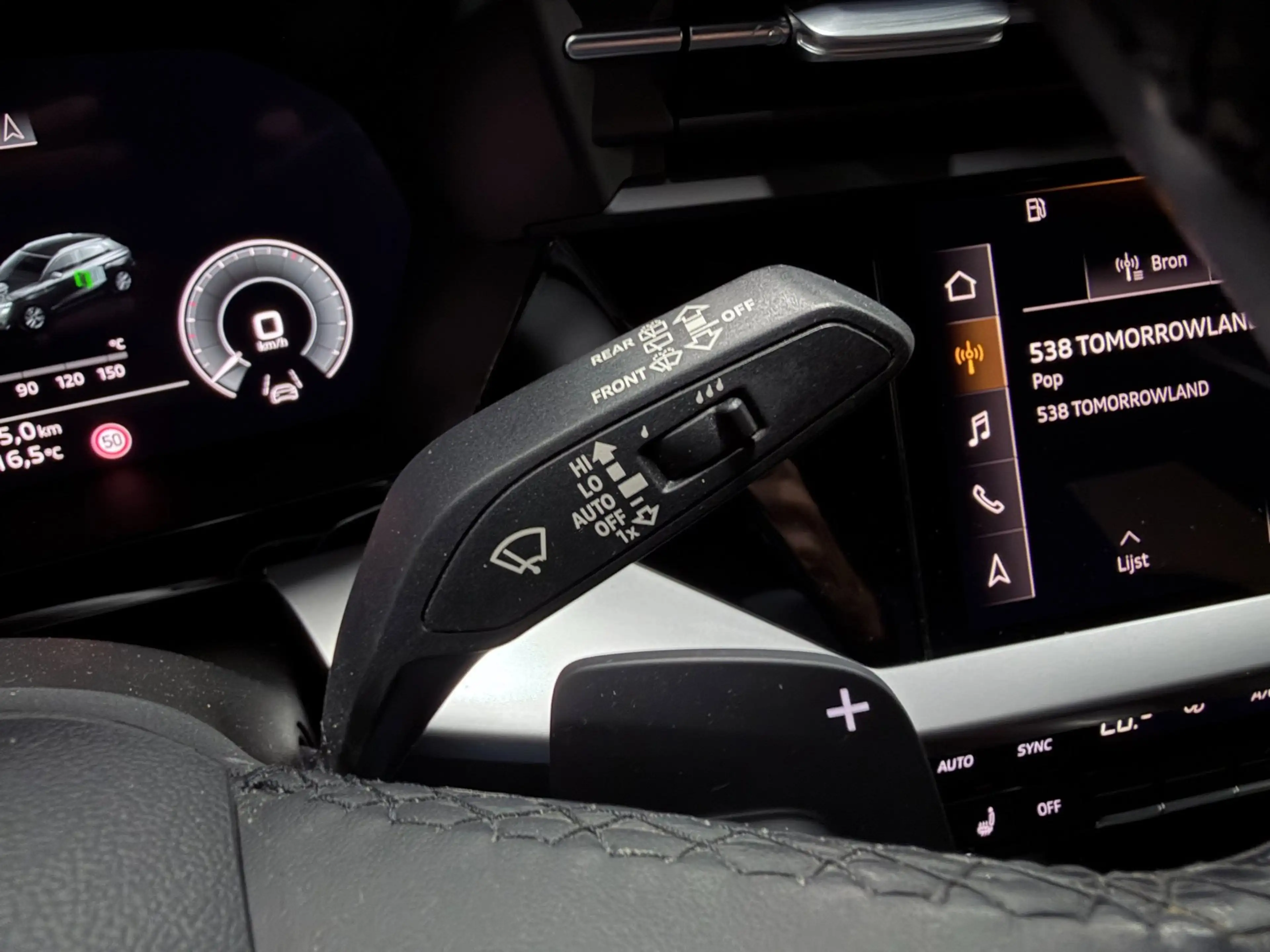 Audi A3 Sportback 45 TFSI e S edition Competition NAVI/STO — photo 44