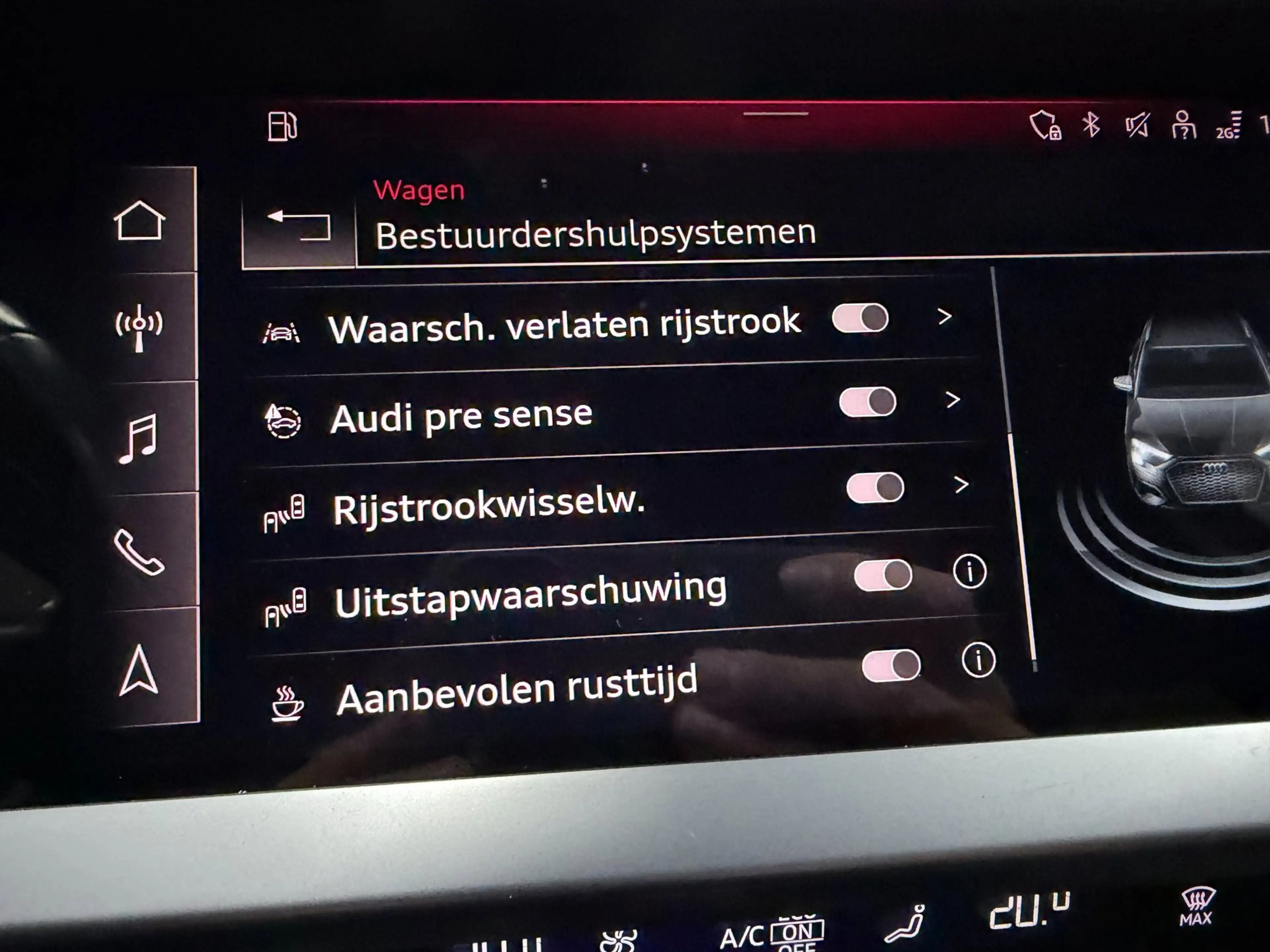 Audi A3 Sportback 45 TFSI e S edition Competition NAVI/STO — photo 40