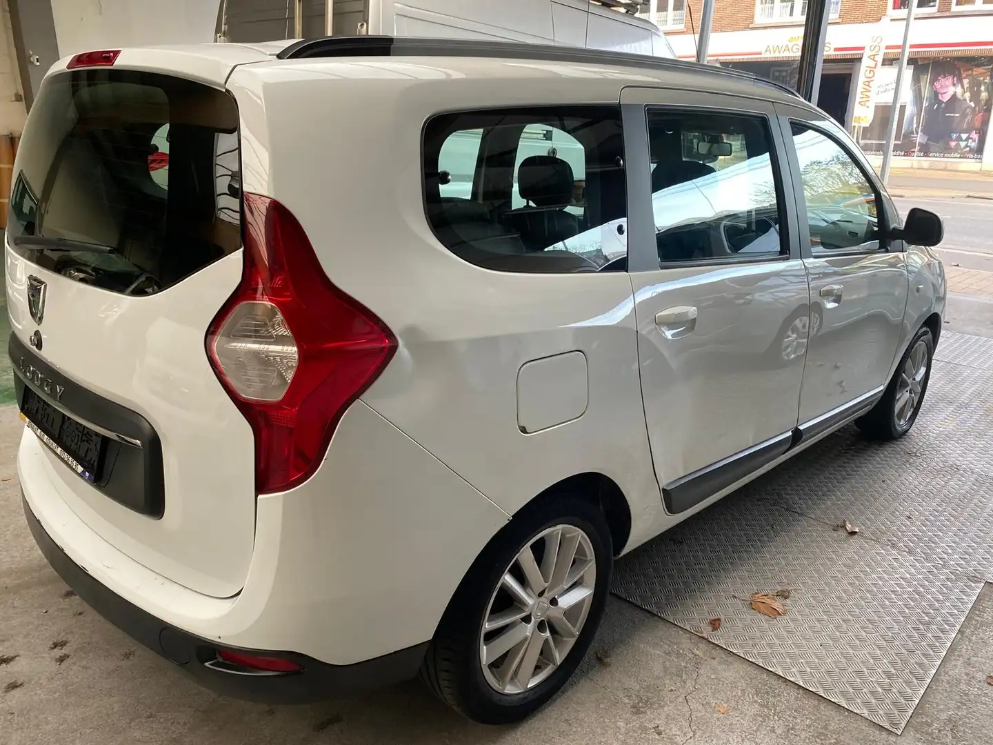 Dacia Lodgy Lodgy 1.5 Blue dCi Laureate 7pl. (EU6.2) - 2