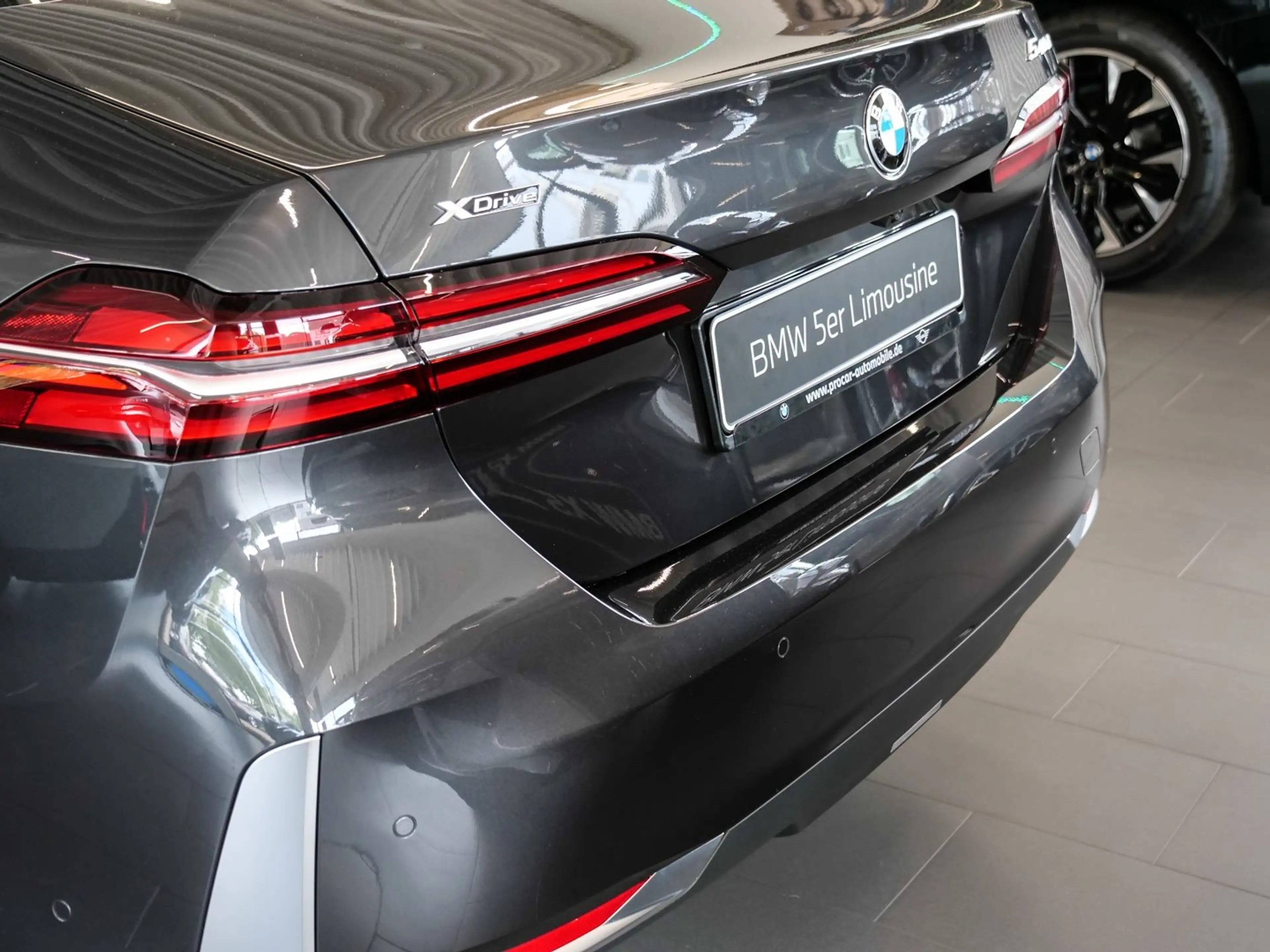 BMW 540 d xDrive HUD PANO ACC AHK 360°KAM RFK NAVI — photo 6