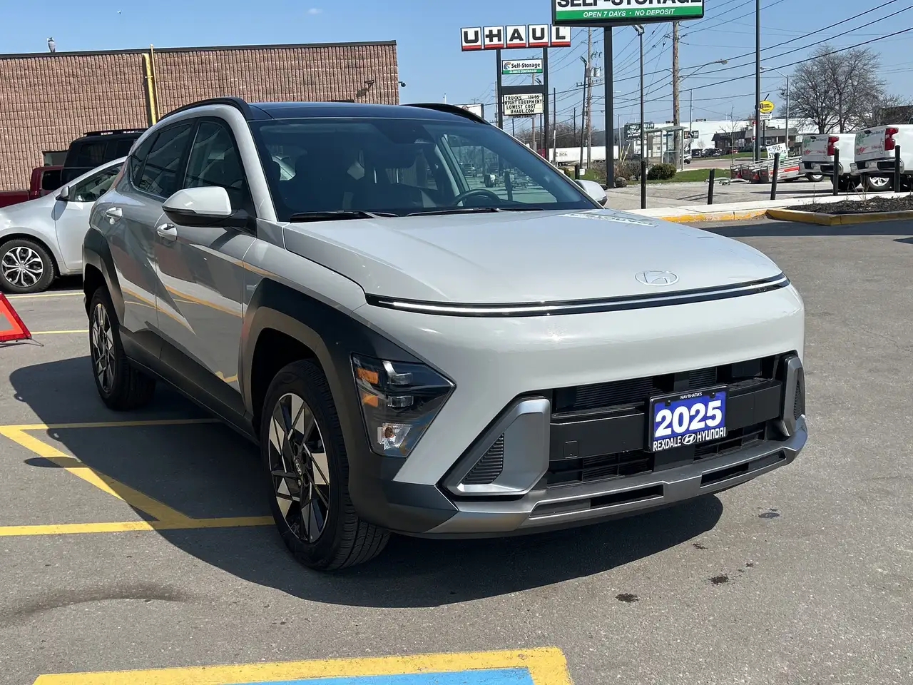 Hyundai KONA снимка Hyundai KONA