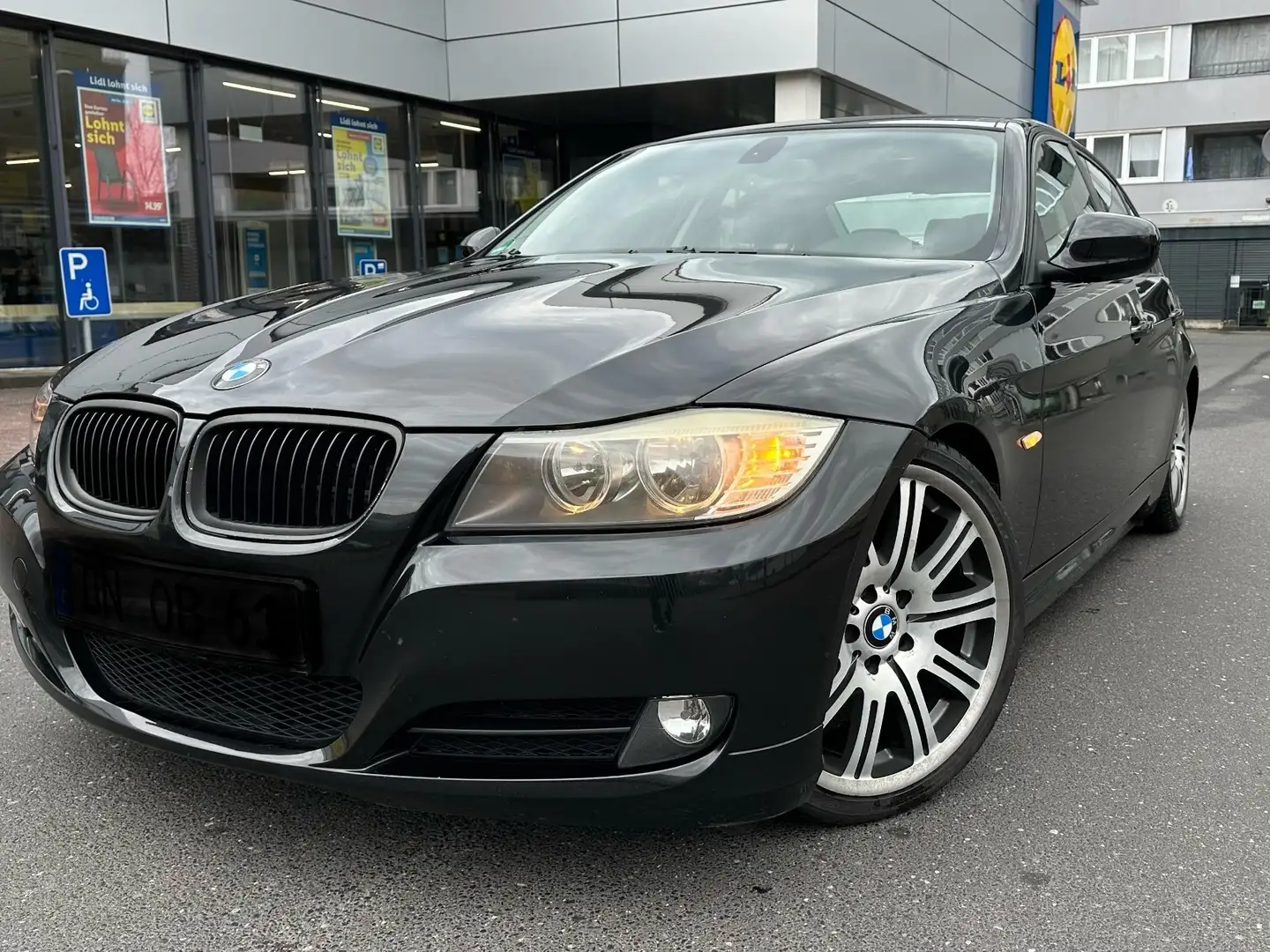BMW 320 320i 19 Zoll M Felgen super Optik Schwarz - 1
