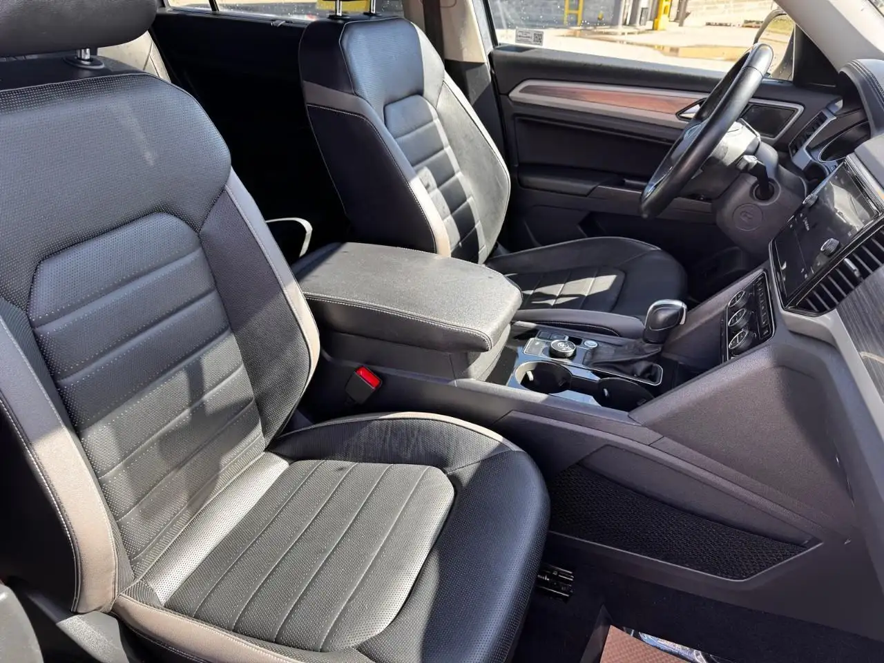 Volkswagen Atlas снимка Volkswagen Atlas