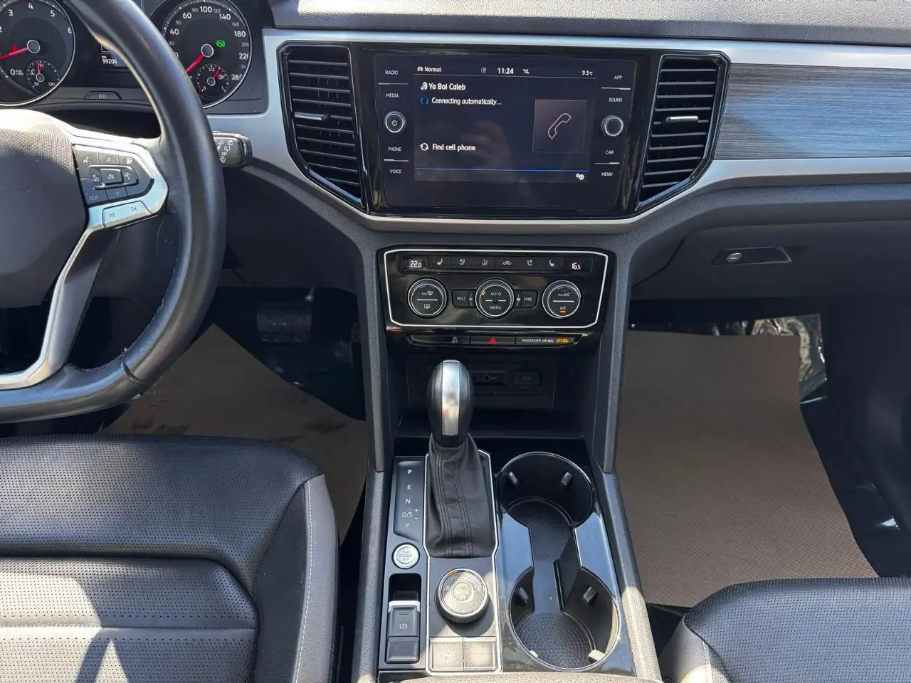 Volkswagen Atlas снимка Volkswagen Atlas