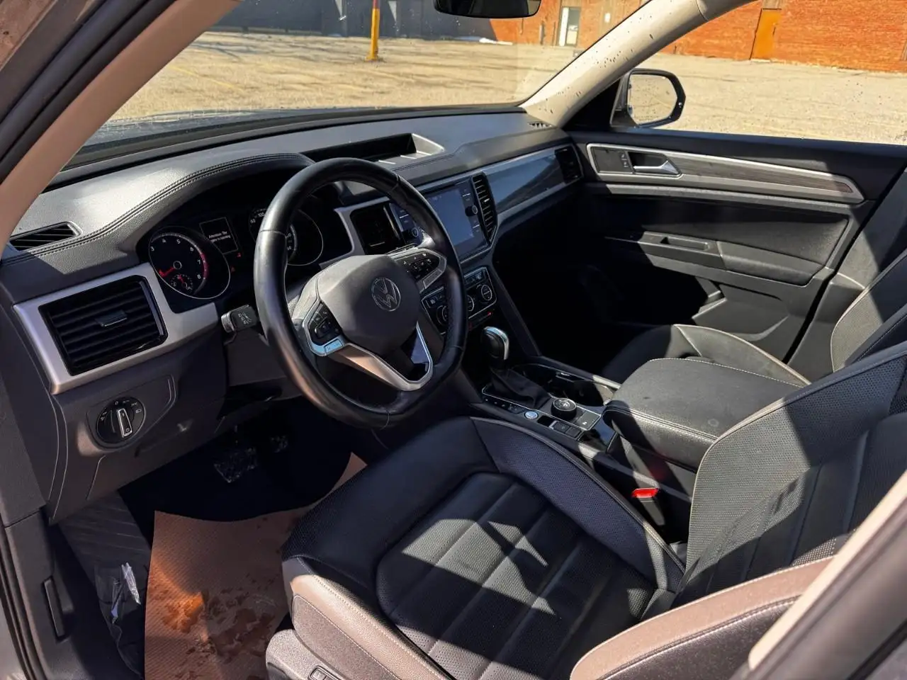 Volkswagen Atlas снимка Volkswagen Atlas