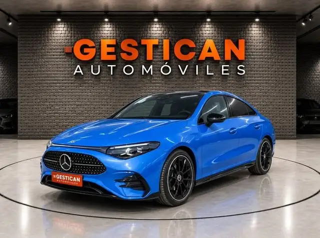 Mercedes-Benz CLA 220 con tecnología híbrida