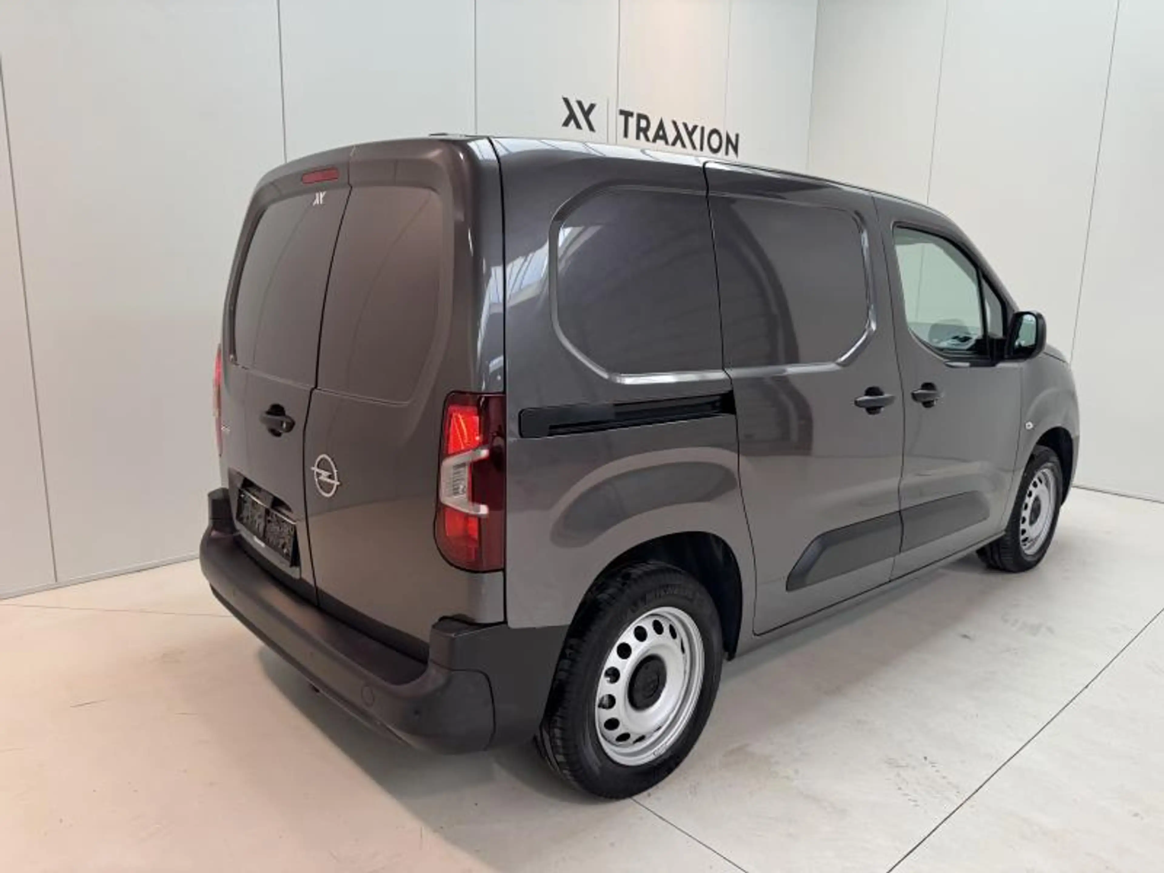 Opel Combo 1.5 BlueHDi 130 AT8 L1 PDC|CRUISE|AIRCO|LEDEREN ST — photo 4
