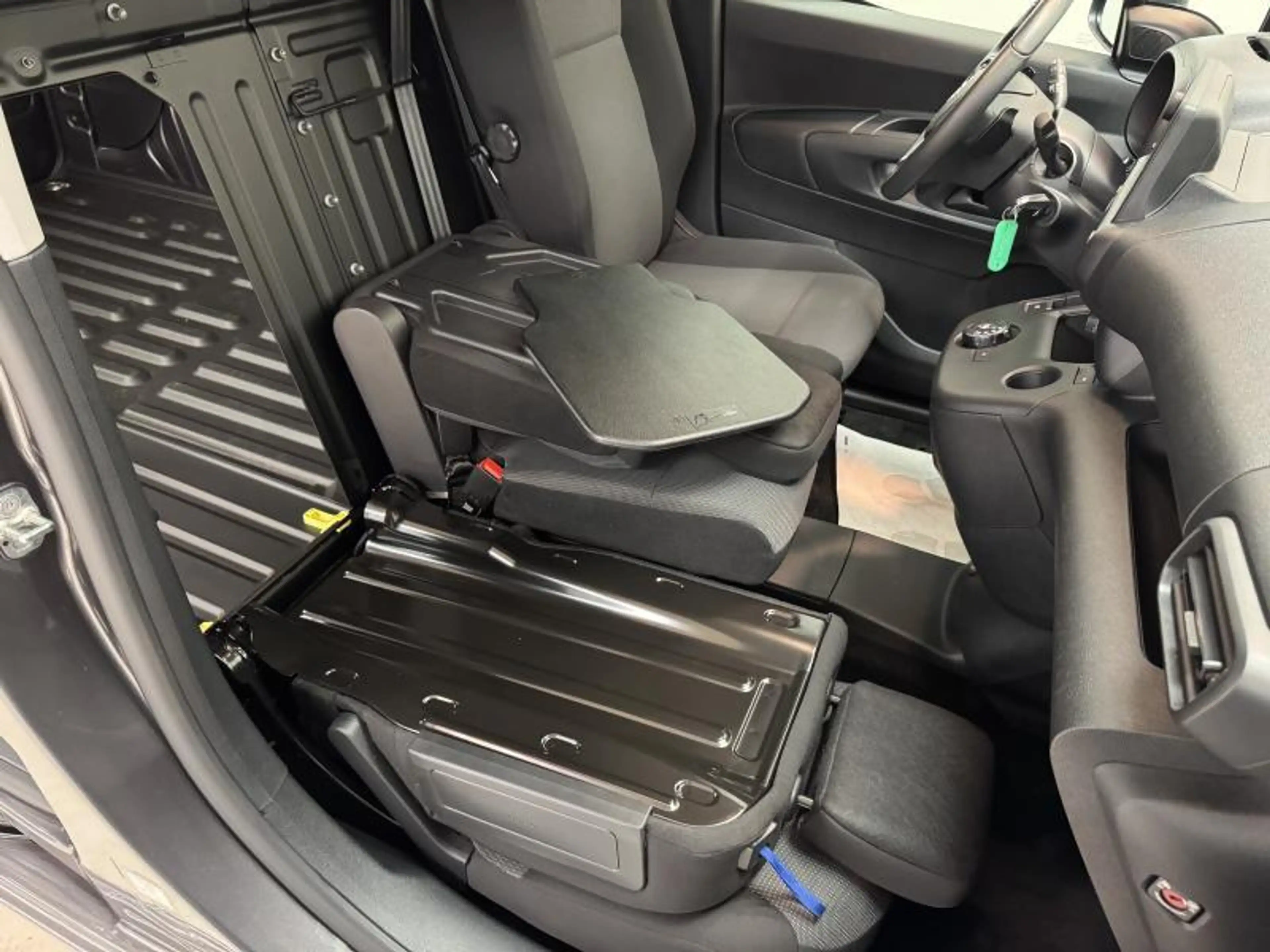 Opel Combo 1.5 BlueHDi 130 AT8 L1 PDC|CRUISE|AIRCO|LEDEREN ST — photo 12