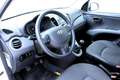 Hyundai i10 1.0 i-Vision NL-AUTO BLUETH AIRCO PDC MFSTUUR '13 Bílá - thumbnail 9