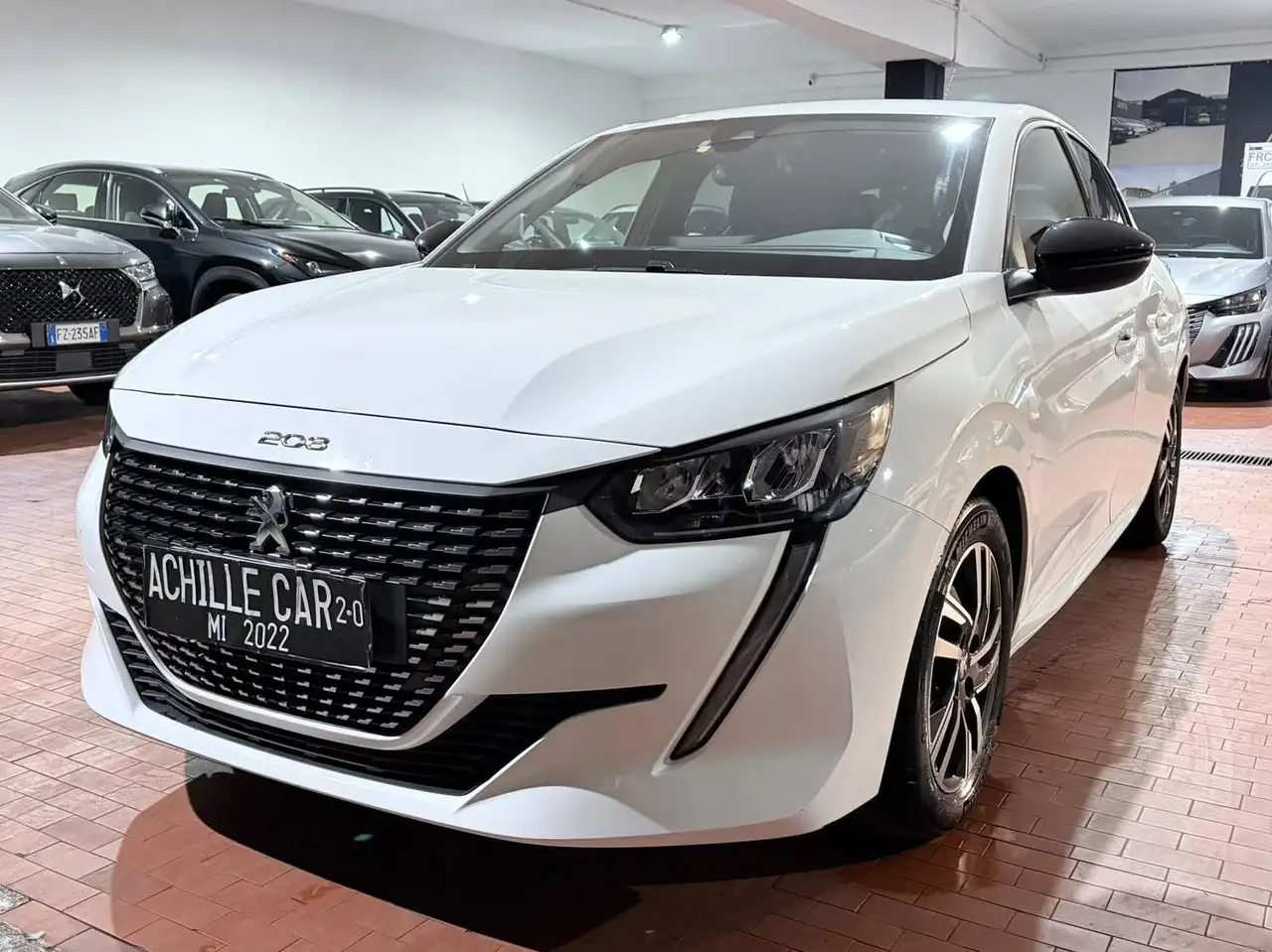 Peugeot 208