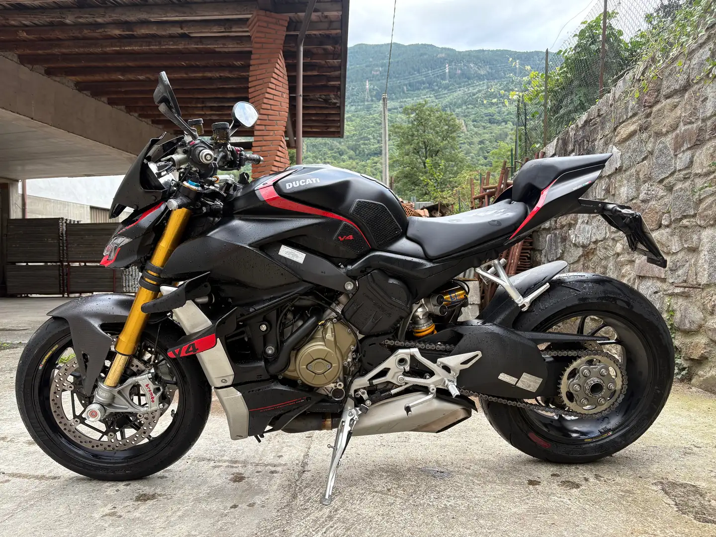 Ducati Streetfighter V4s Czarny - 1