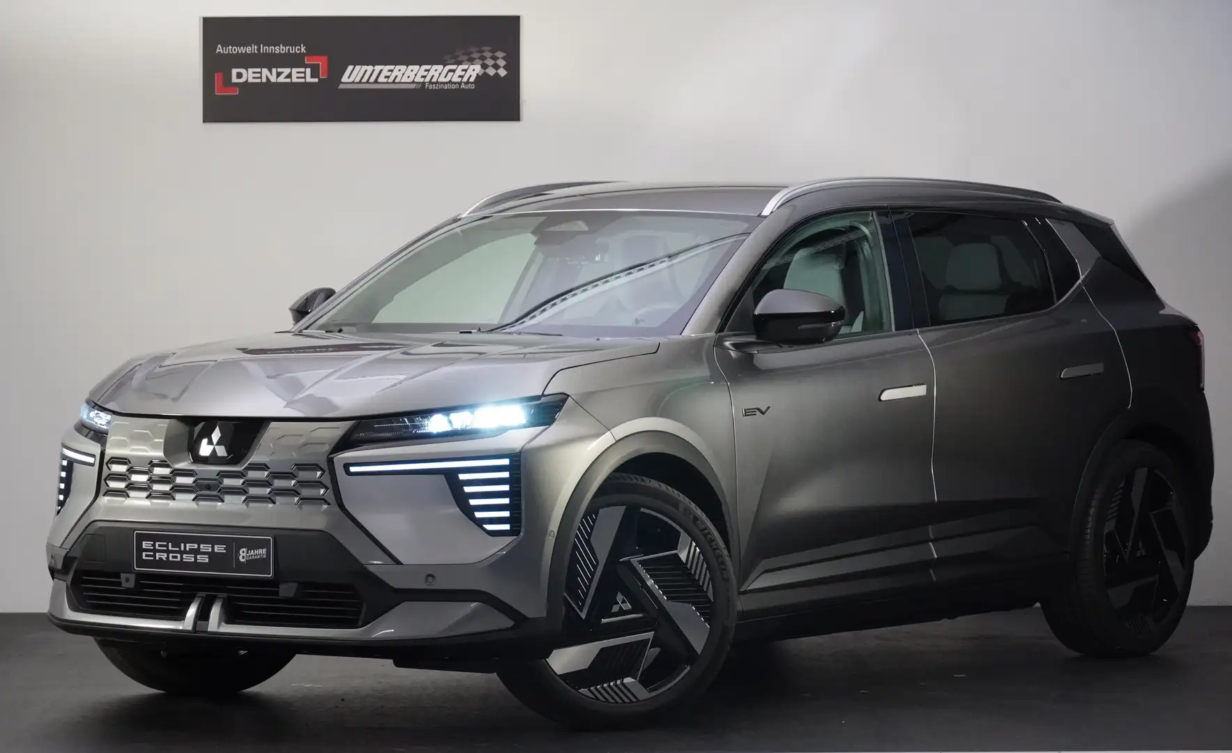 Mitsubishi Eclipse Cross BEV Intense Plus26,5 ab EUR40.640 GRATIS WINTERREI Grau - 1