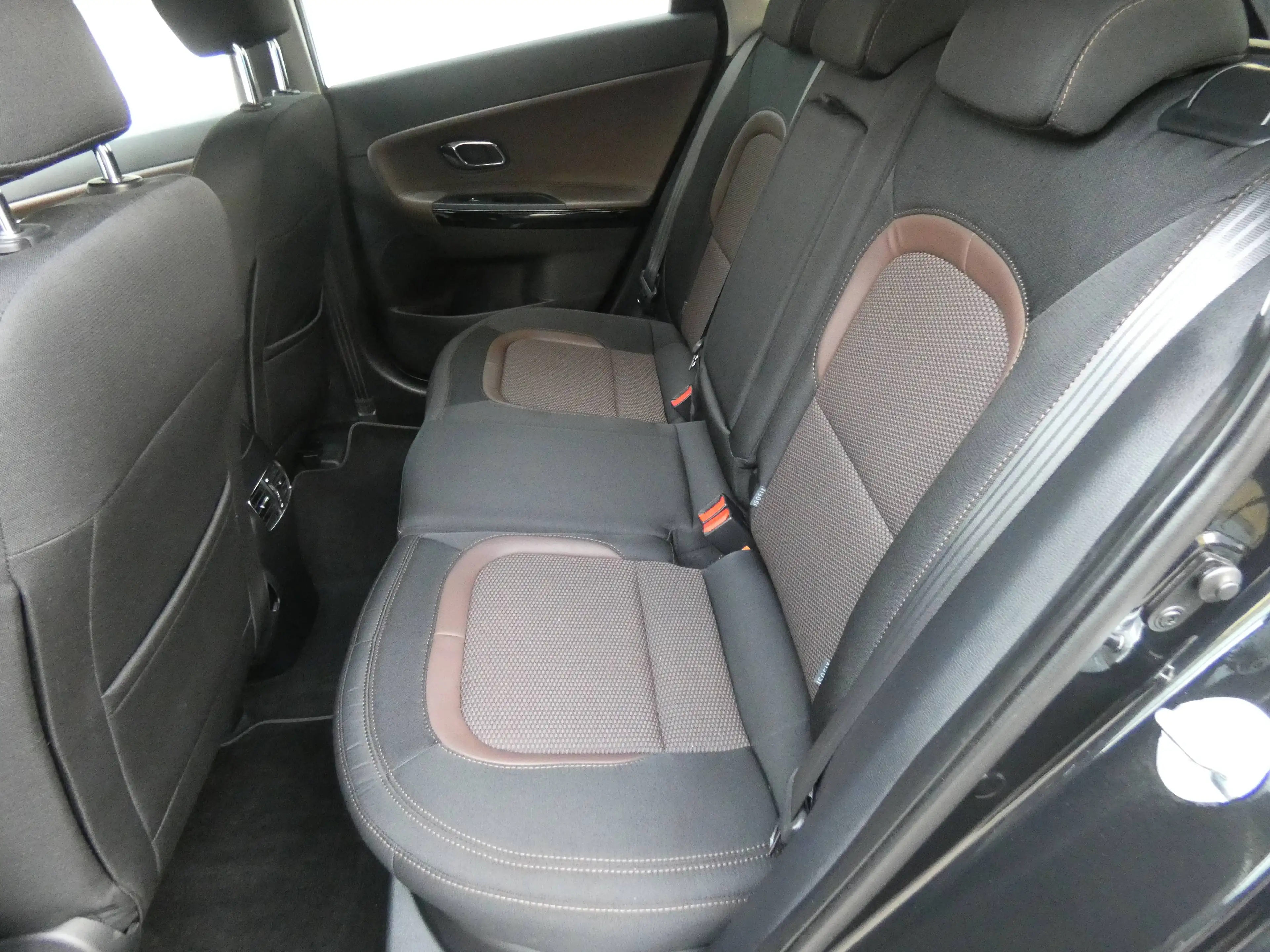 Kia Ceed SW / cee'd SW Platinum Edition — photo 14