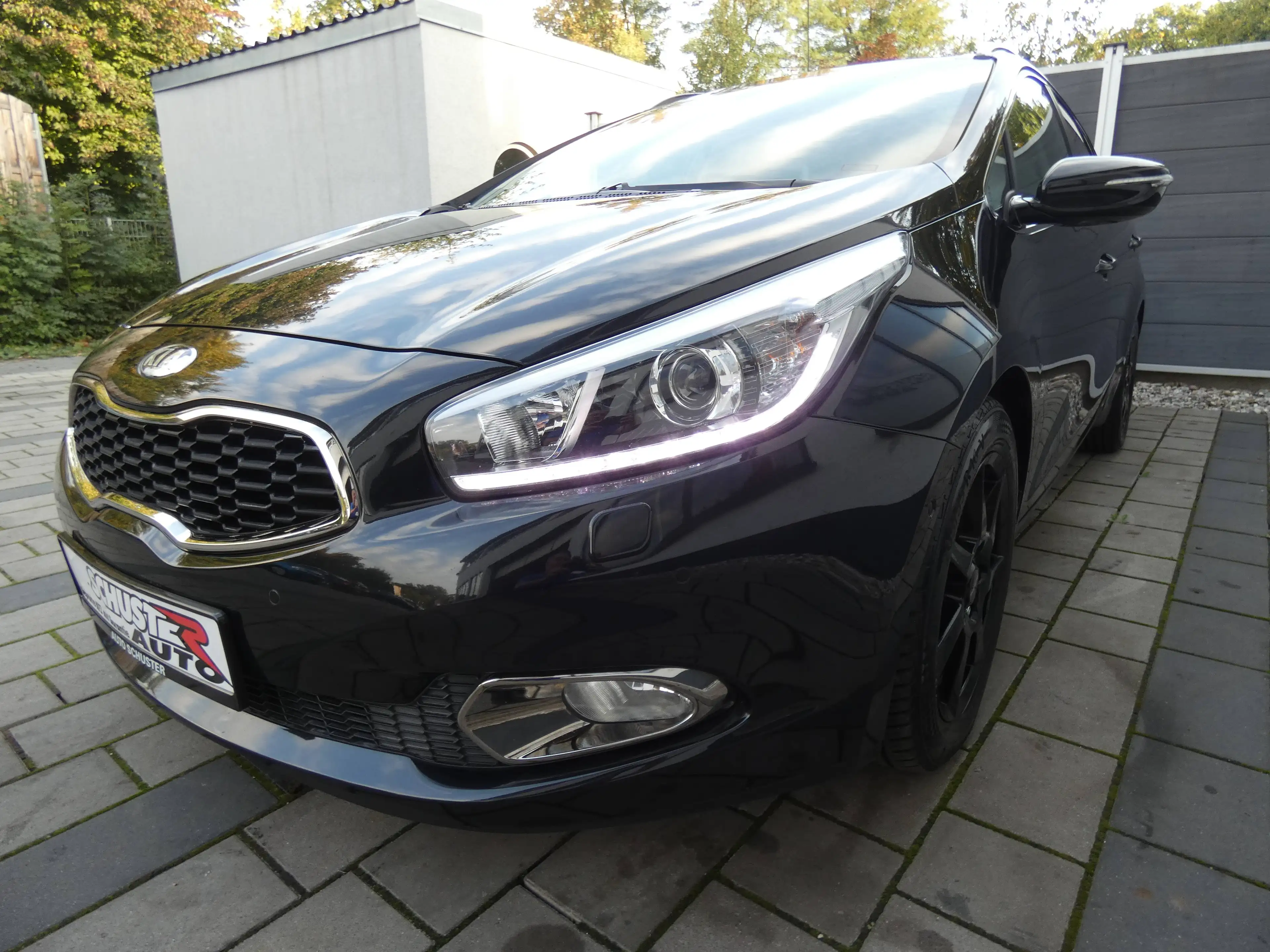 Kia Ceed SW / cee'd SW Platinum Edition — photo 2