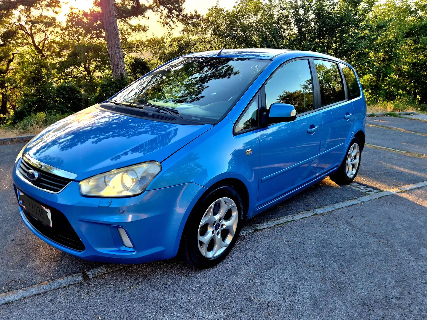 Ford C-Max C-MAX Ghia 1,6 TDCi/DPF Ghia Blau - 1
