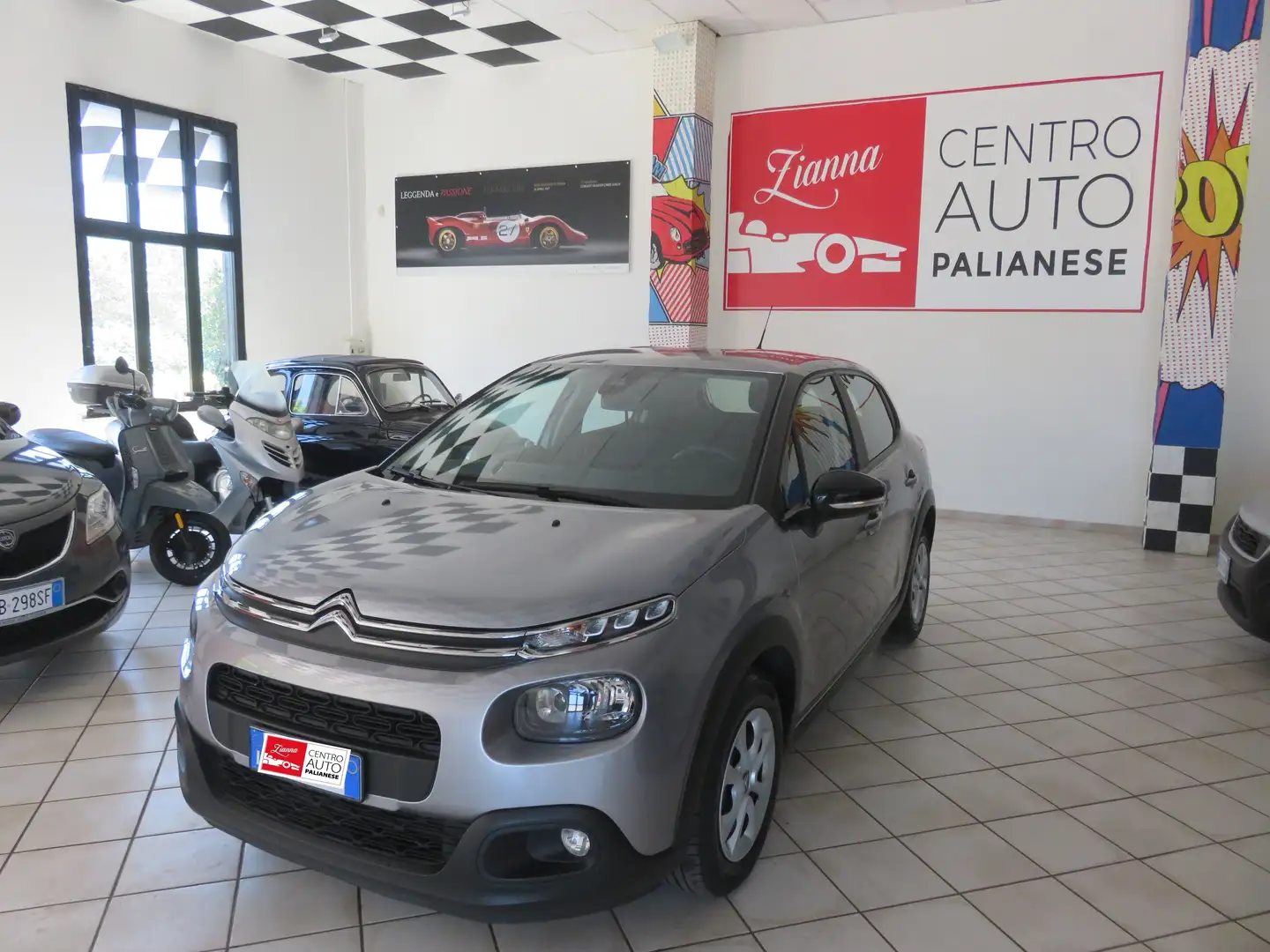 Citroen C3 C3 1.2 puretech Feel s Grau - 2